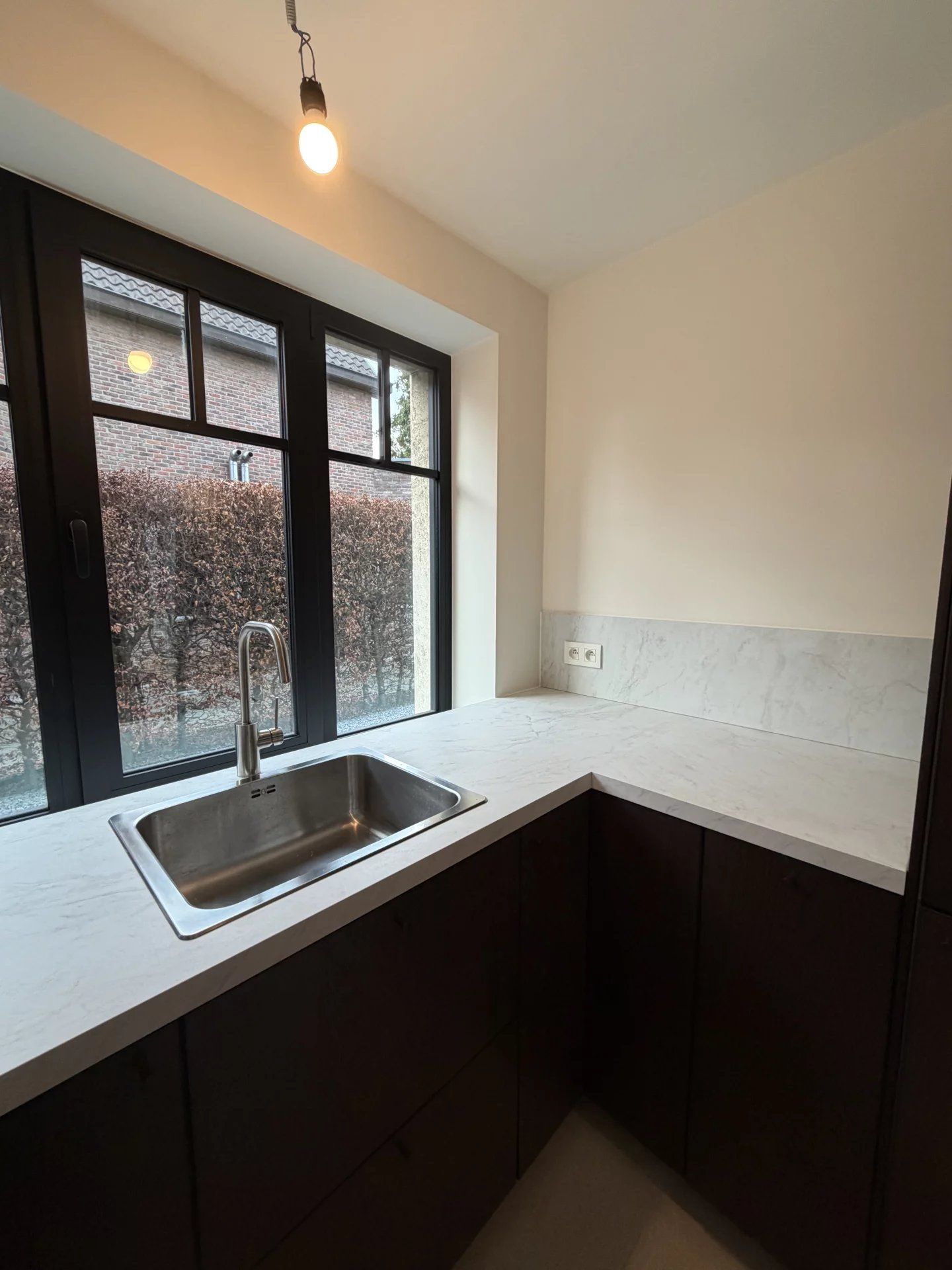 Prachtig gerenoveerde woning te Beringen foto 16