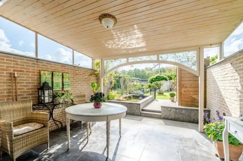 Knappe stijvolle instapklare woning - 4 slpkmrs !! foto 3