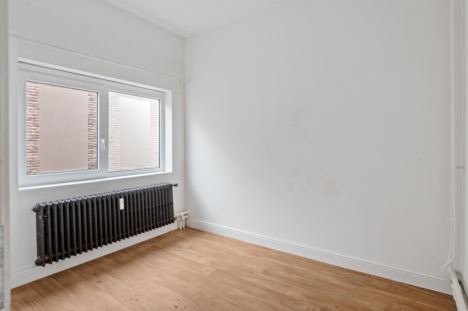 Te renoveren kangoeroewoning  nabij het centrum van Broechem! foto 7