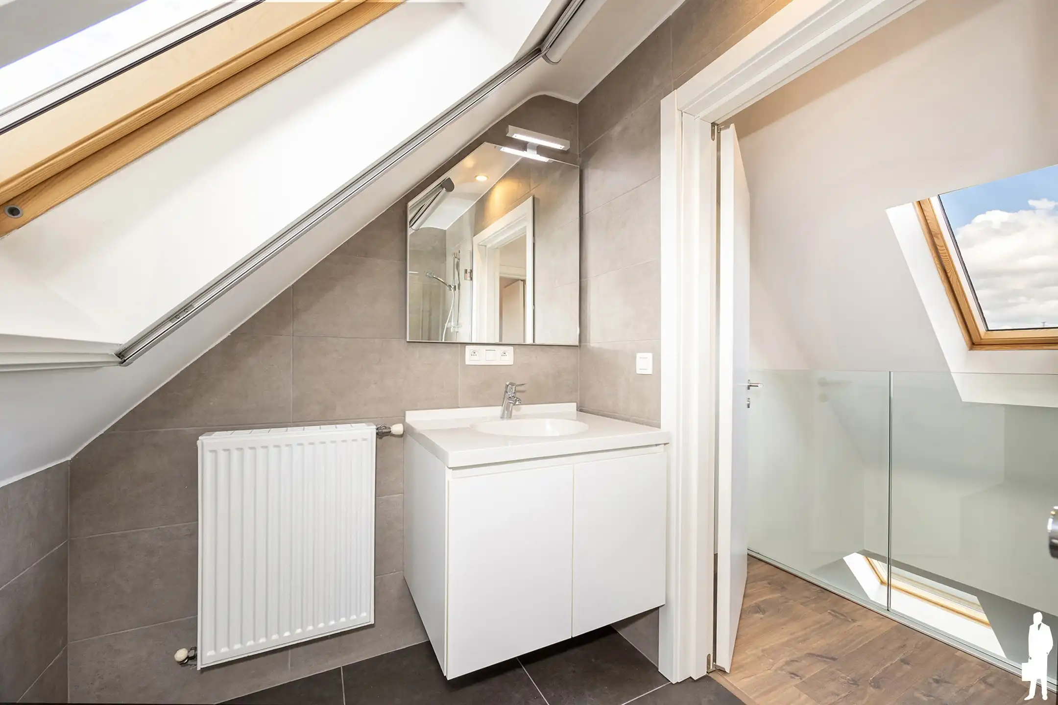 Luxueuze duplex met 3 slpk, 2 badk en carport foto 17