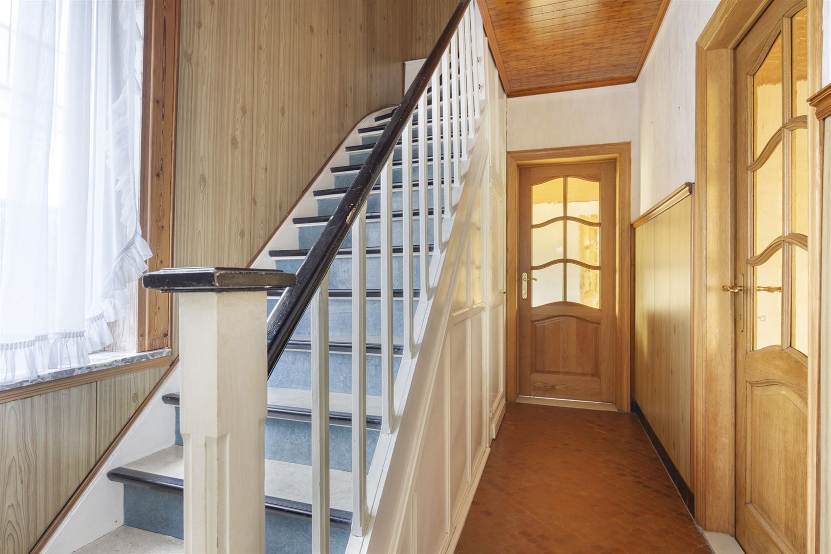 TE KOOP: Woning met 3 slaapkamers op breed perceel! foto 3