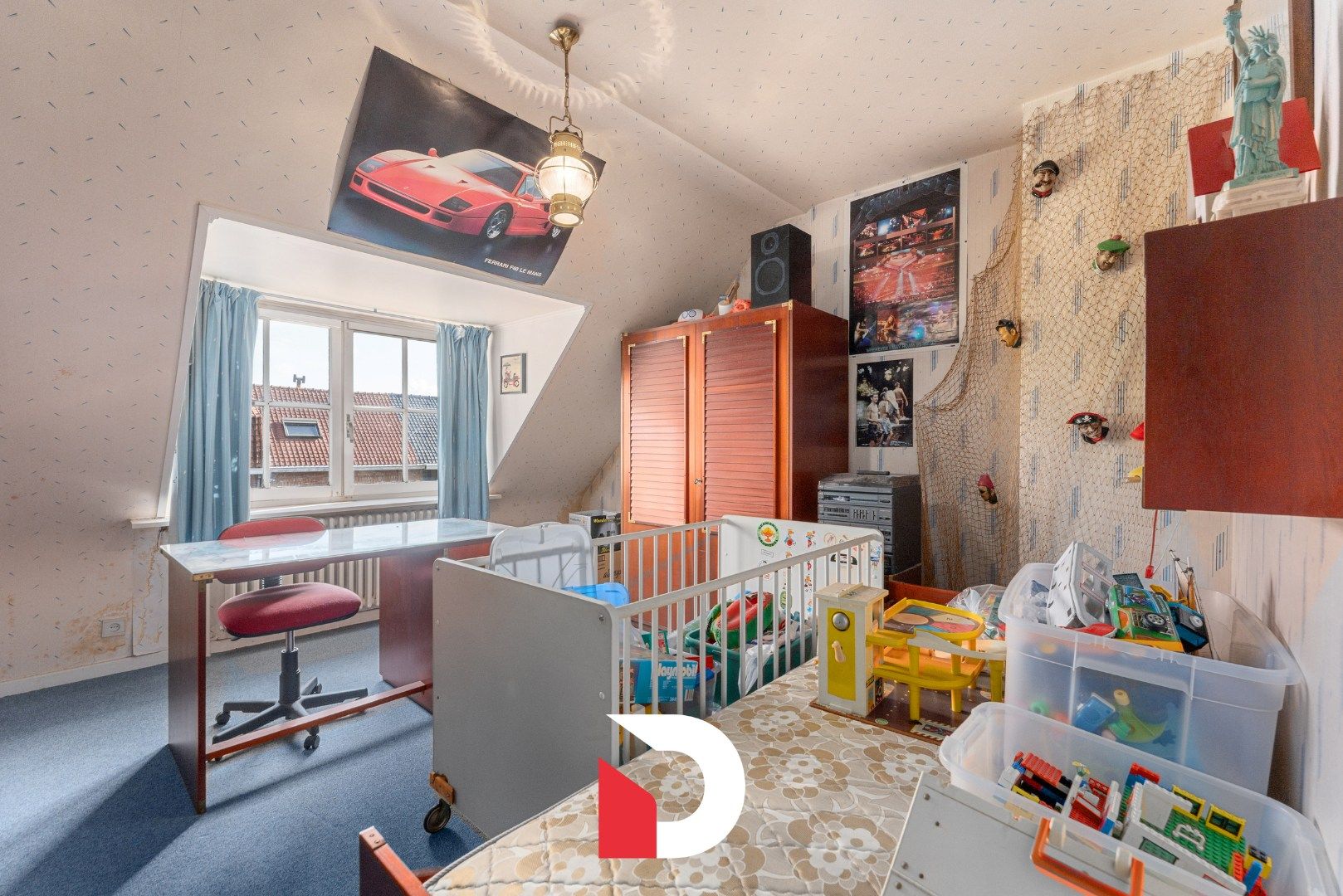 Te renoveren karakterwoning met diepe tuin en garage op centrale ligging foto 12