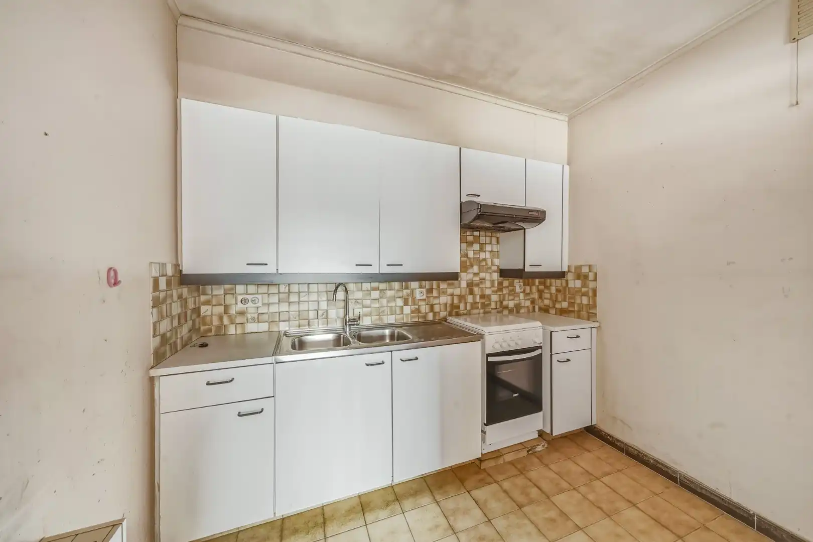 Interessant opbrengsteigendom met 3 appartementen in Oudenburg foto 8