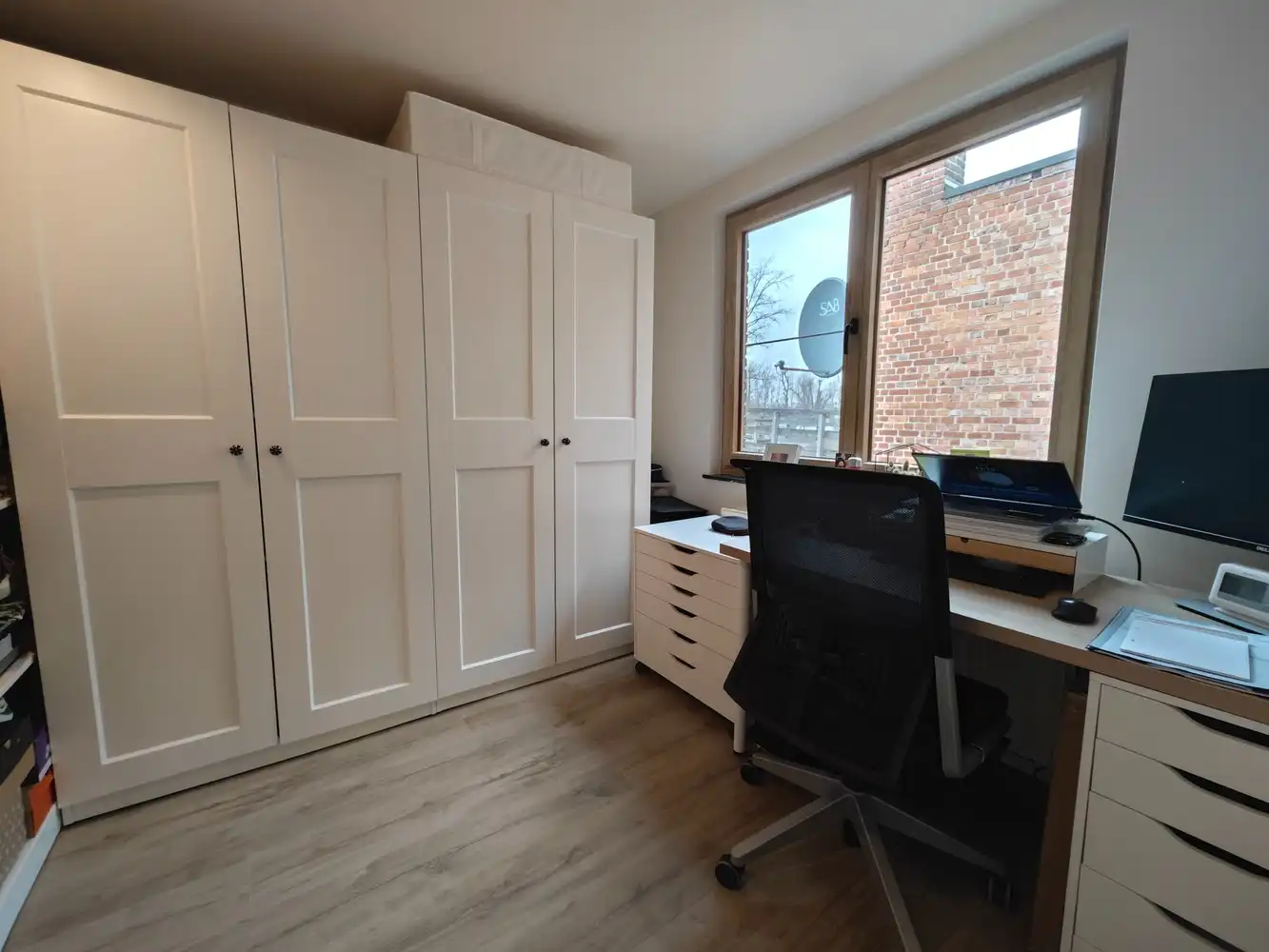 volledig gerenoveerde stadswoning met 4 slpks foto 16