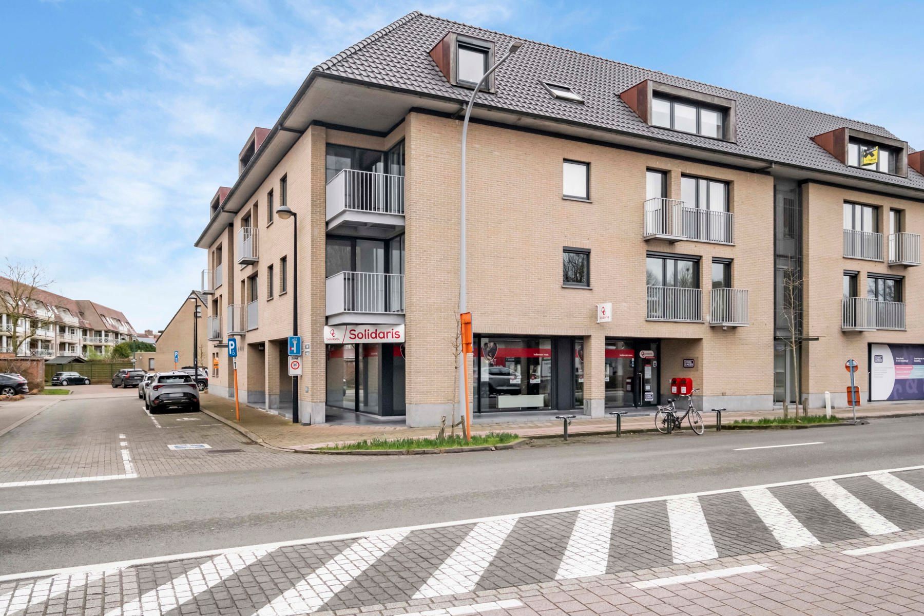 Instapklaar appartement incl. ondergrondse parking foto {{pictureIndex}}