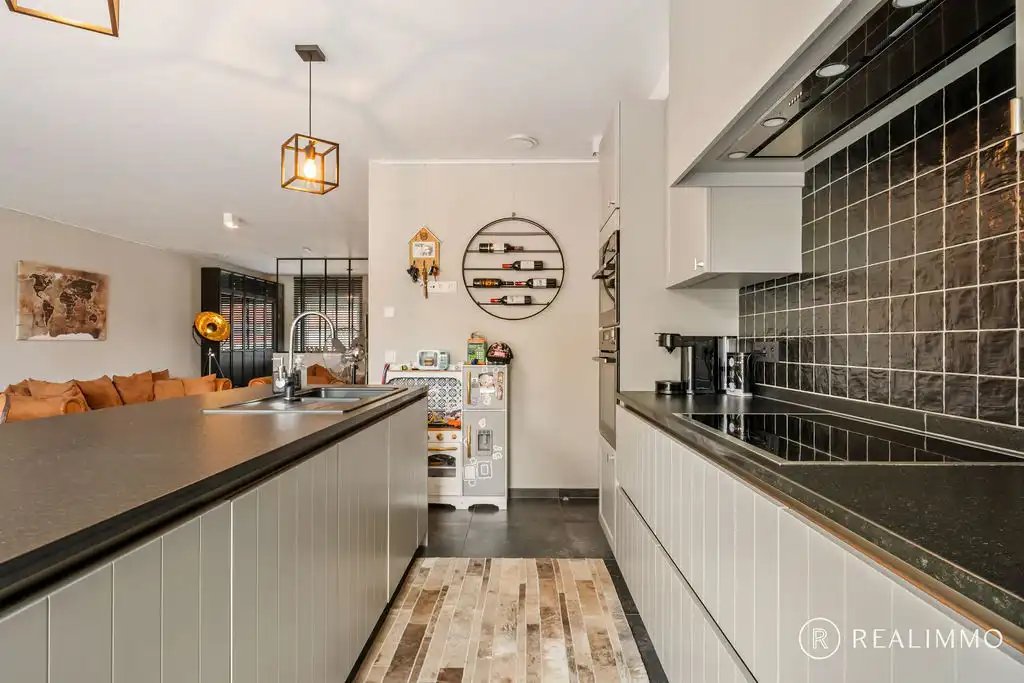 Ruime recente woning met EPC-label A in hartje Moen foto 5