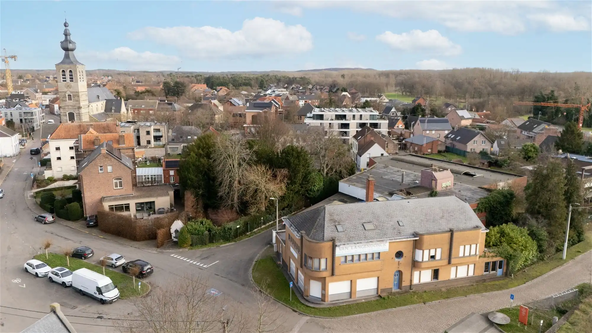 Prachtig gelegen projectgrond met zicht op het water! foto {{pictureIndex}}
