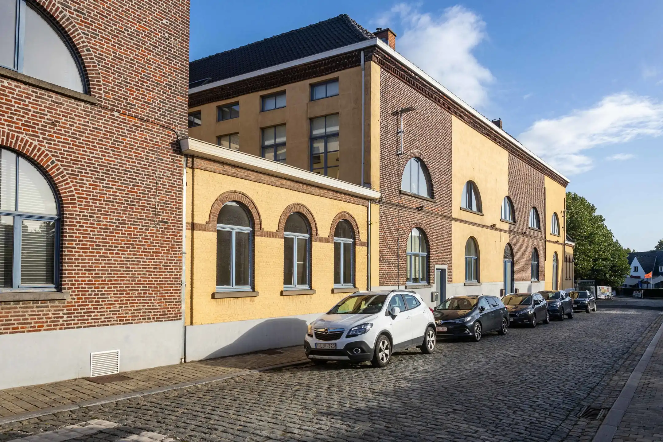 Authentiek gerenoveerde woning met garage in Mater dorp foto 21