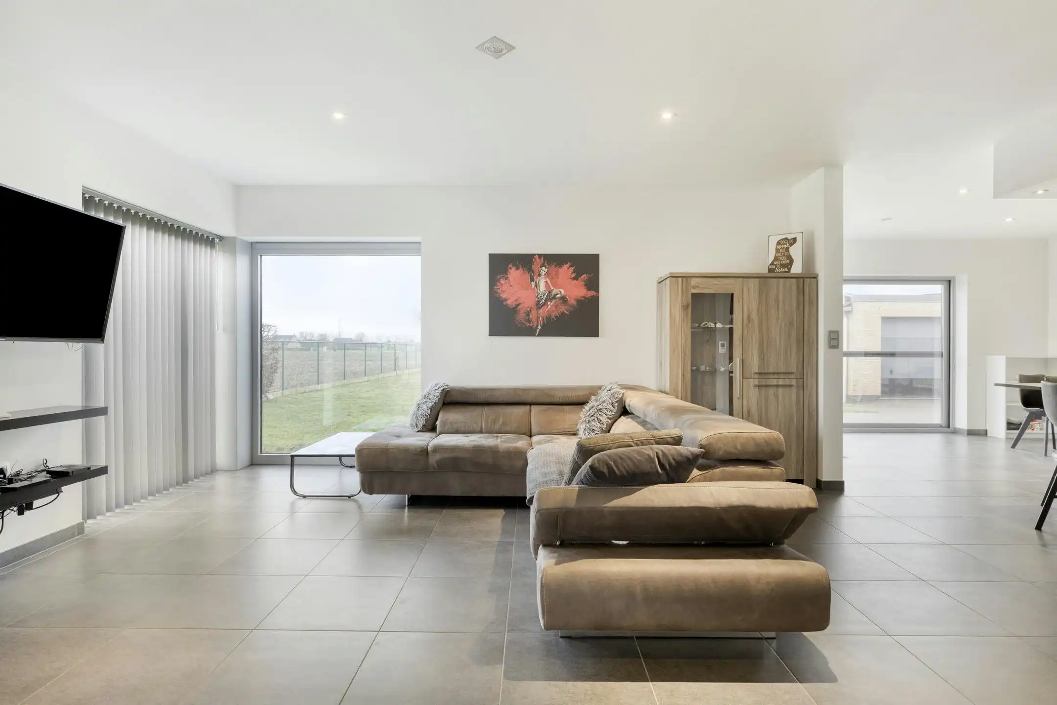 Modern alleenstaand huis te koop in Oppuurs foto 3