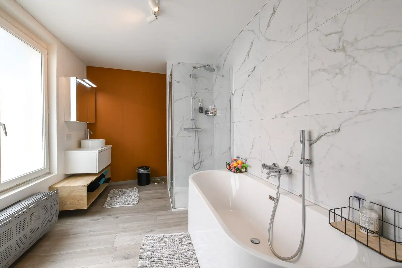 Ruime woning op 50 meter van de zee in Blankenberge foto 14