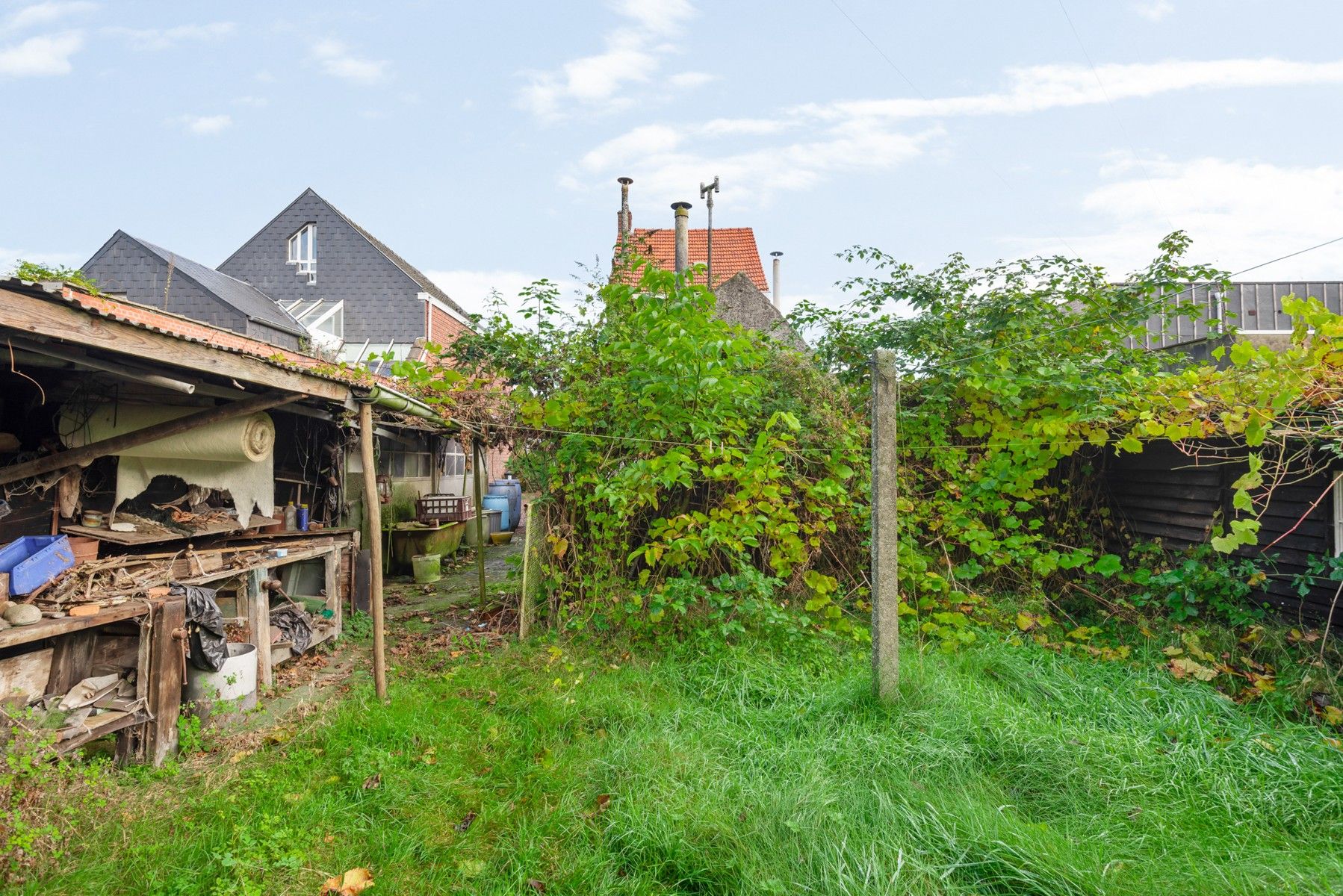 Te renoveren karaktervolle woning op 800 m² foto 14