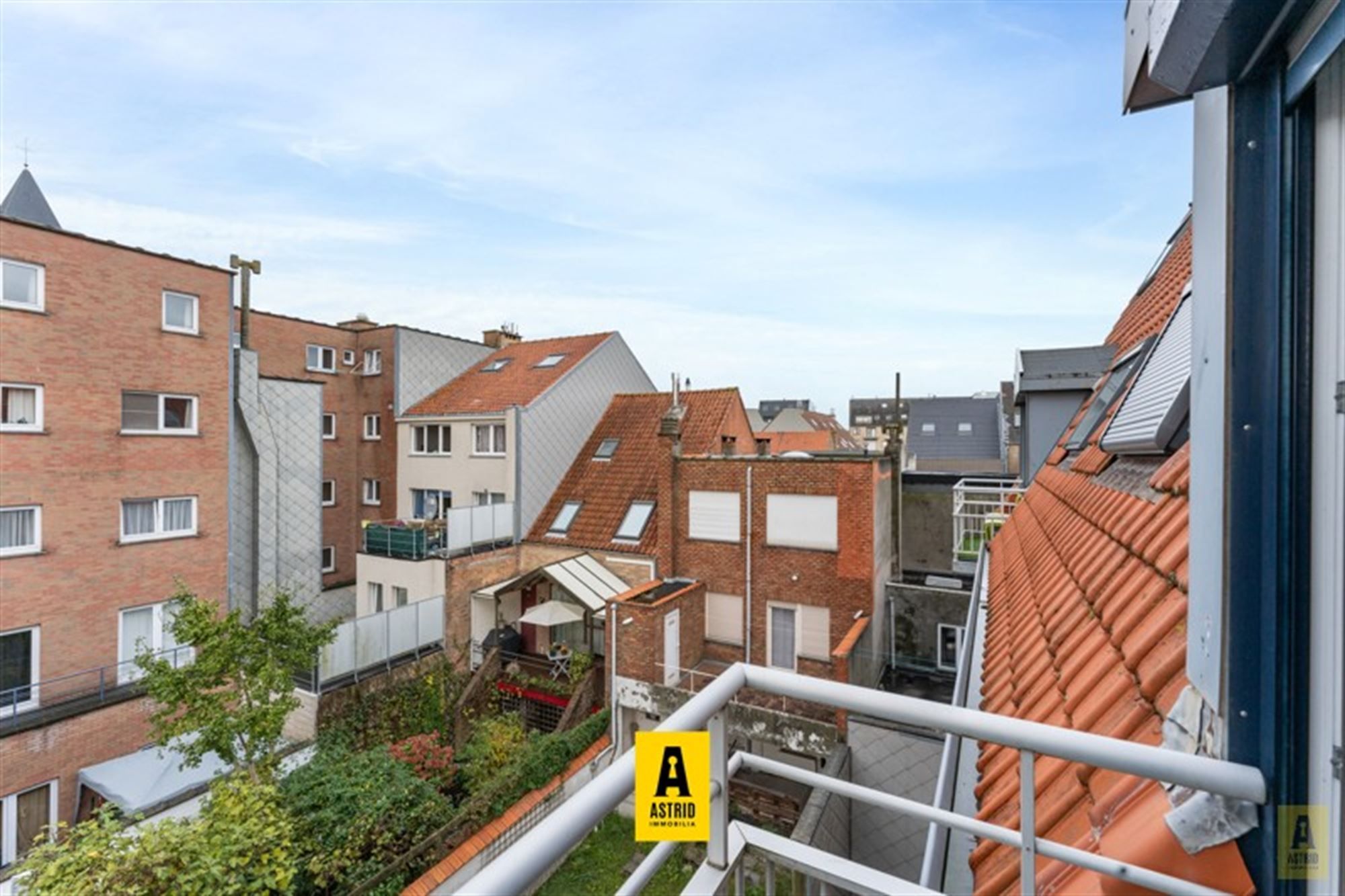 Instapklaar appartement vlakbij zee! foto 4