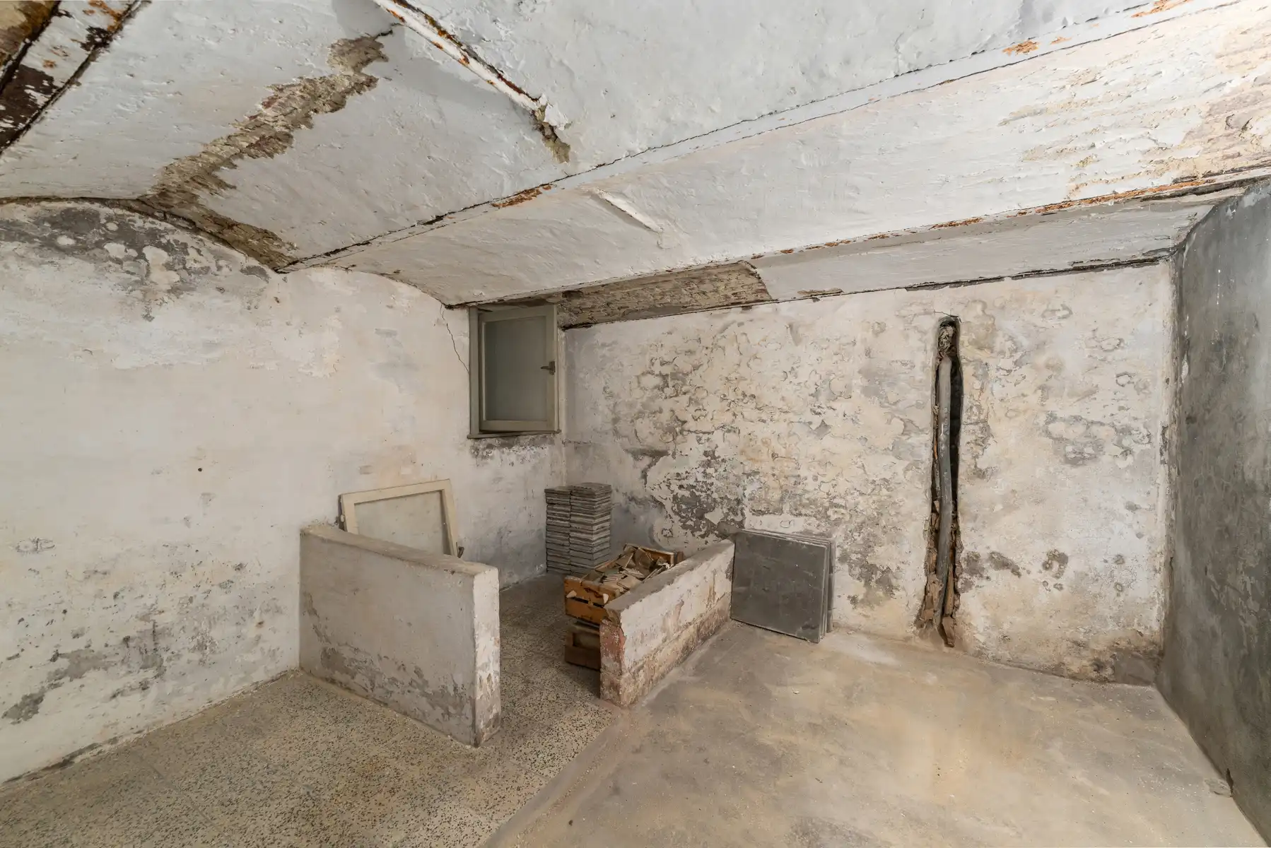 Ruime rijwoning in het stadscentrum foto 25