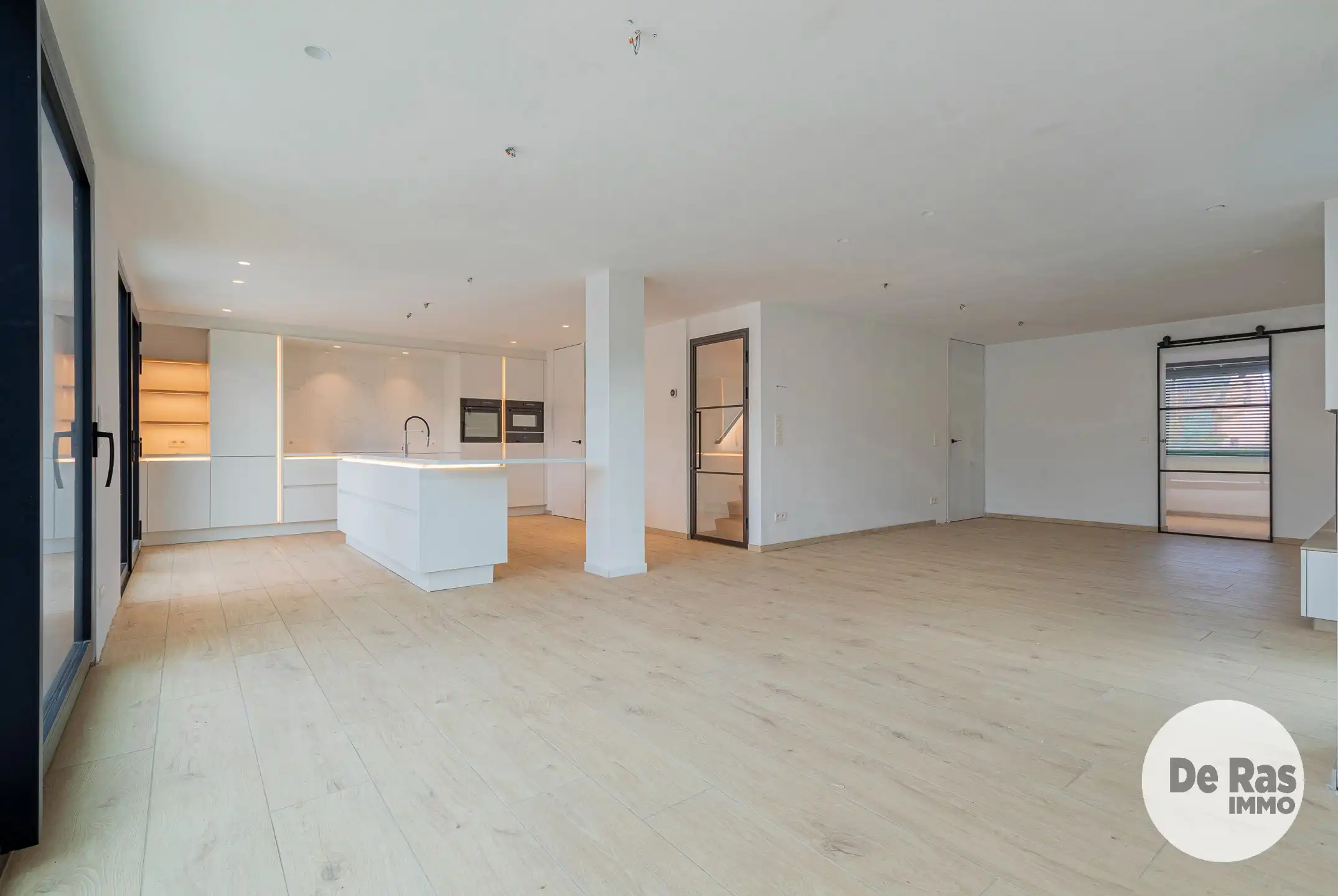 SMETLEDE - GERENOVEERDE WONING MET 4 KAMERS EN 2 BADKAMERS foto 9