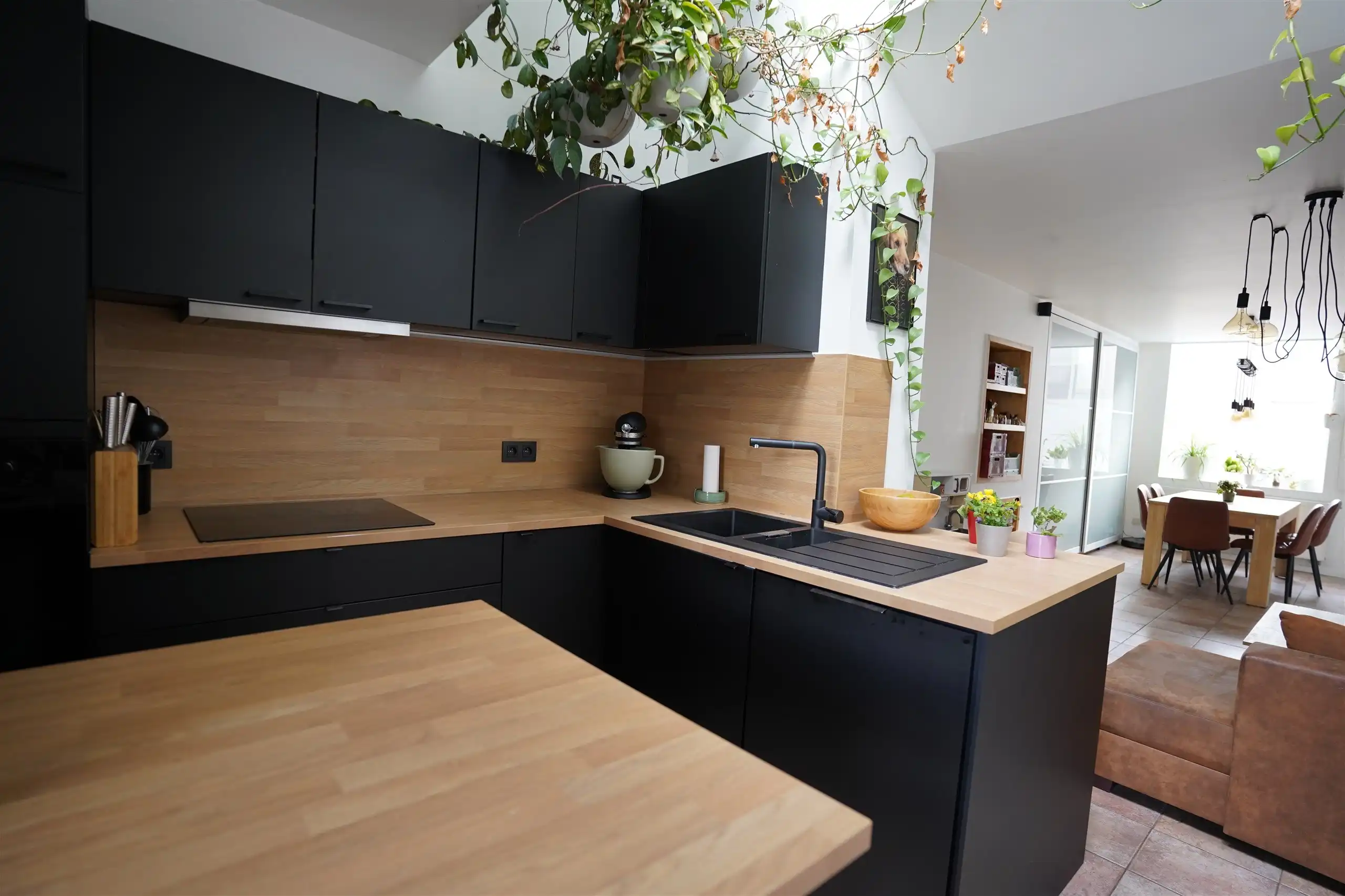 Interessante woning met grote garage en tuin, 3 slaapkamers foto 10