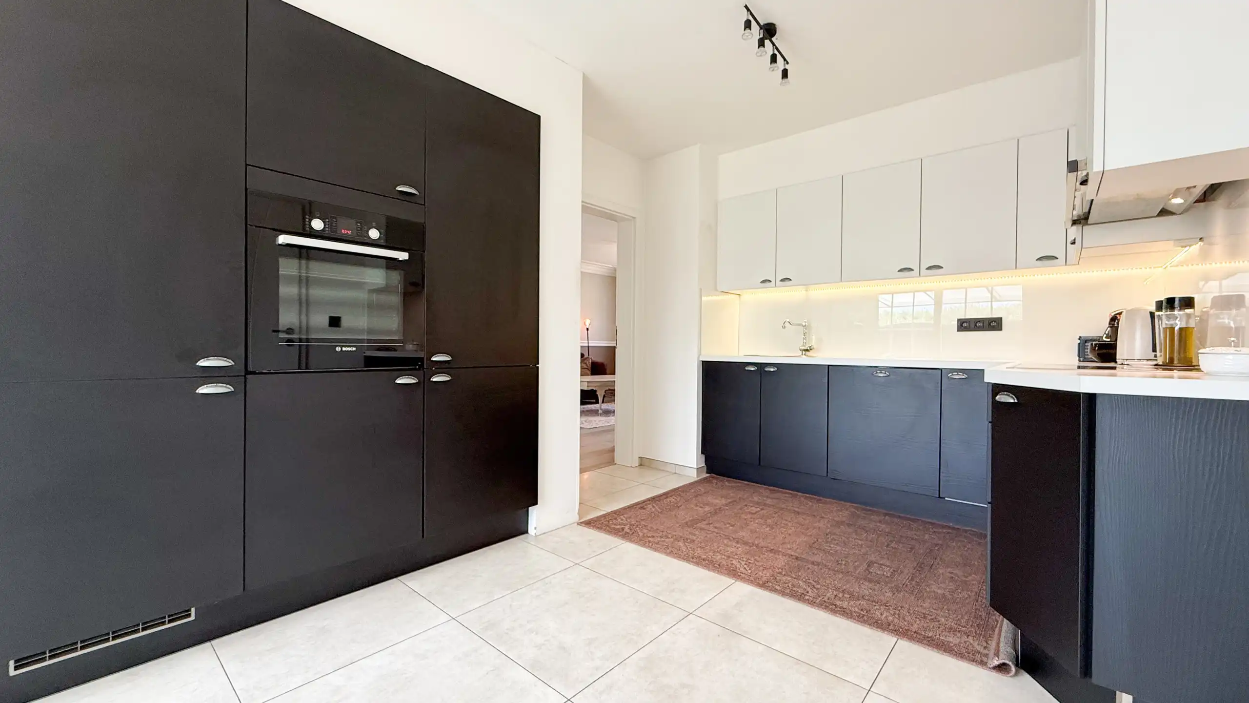 Instapklare gezinswoning met 3 slpk op toplocatie in HH! foto 10