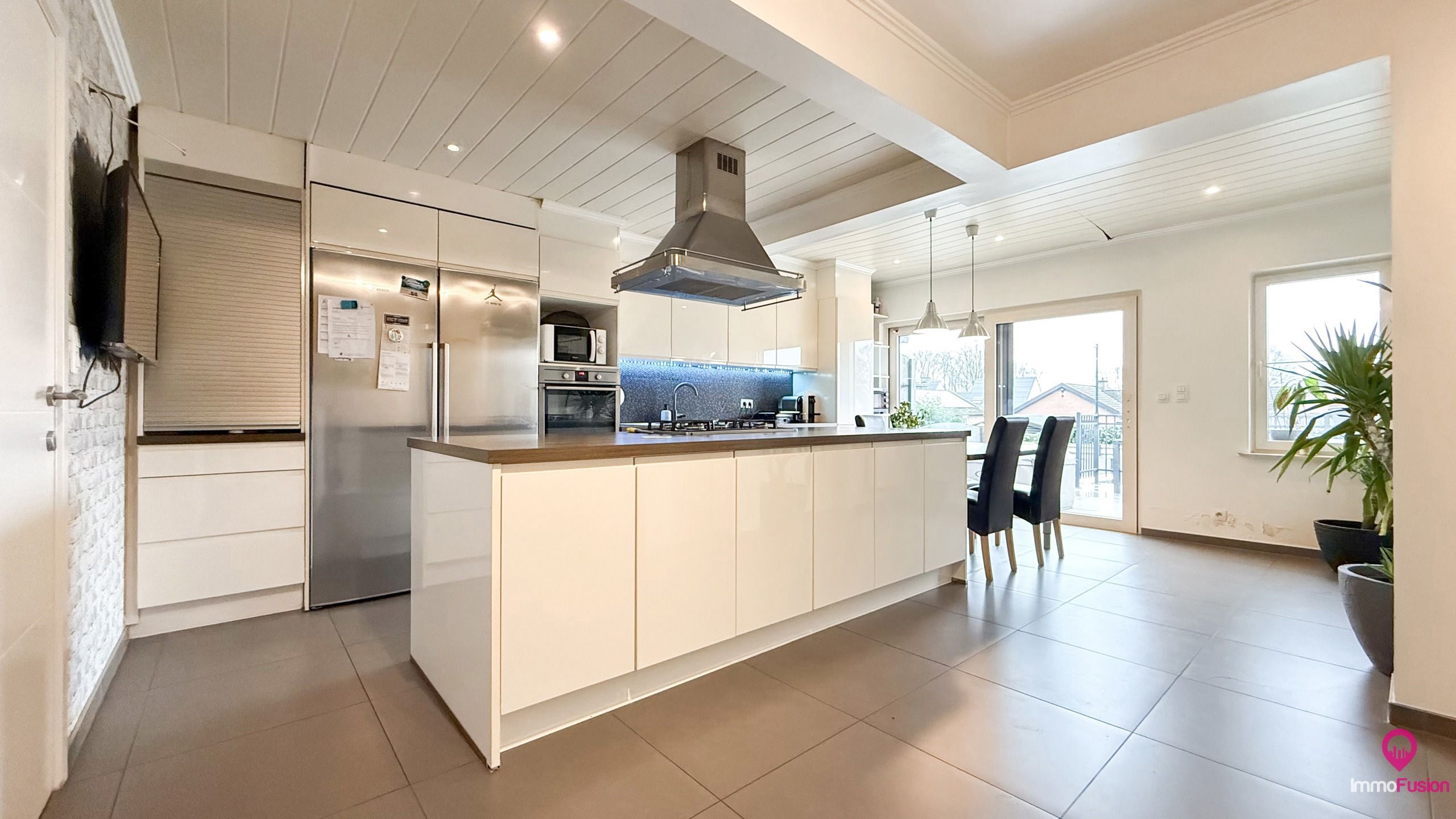 Ruime woning met mogelijkheid tot zelfstandige activiteit! foto 15