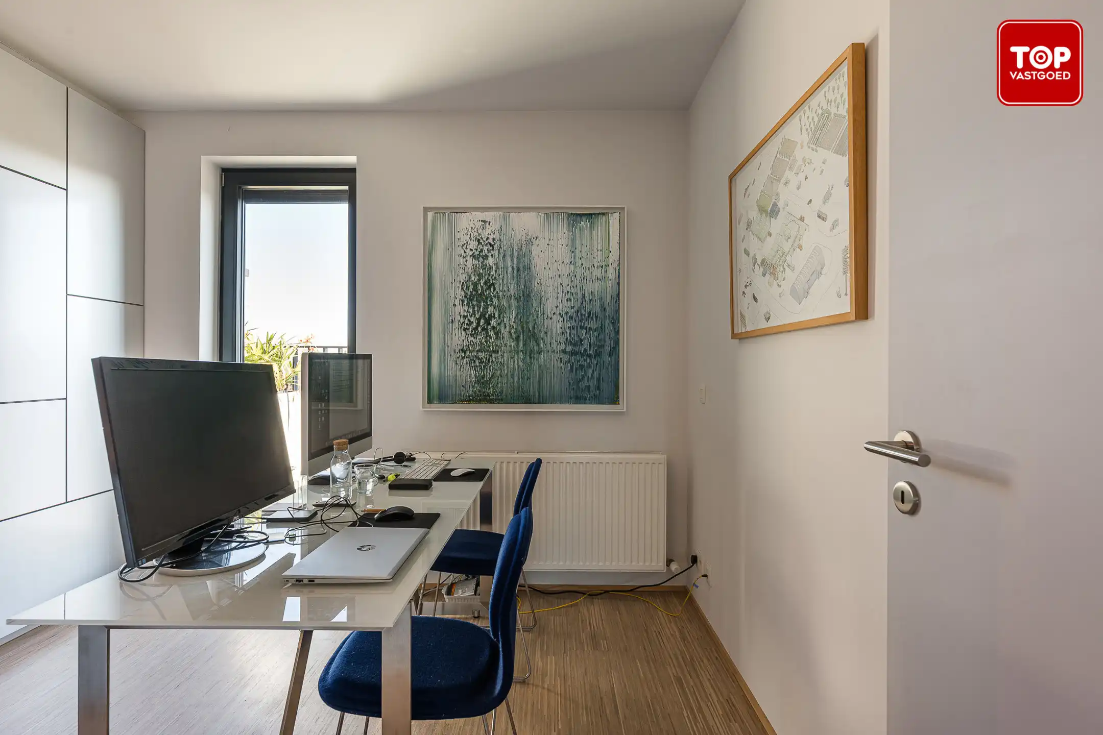 Hoogwaardig afgewerkte penthouse met 45m² terras. 2 slaapkamers, garage en staanplaats!  foto 20