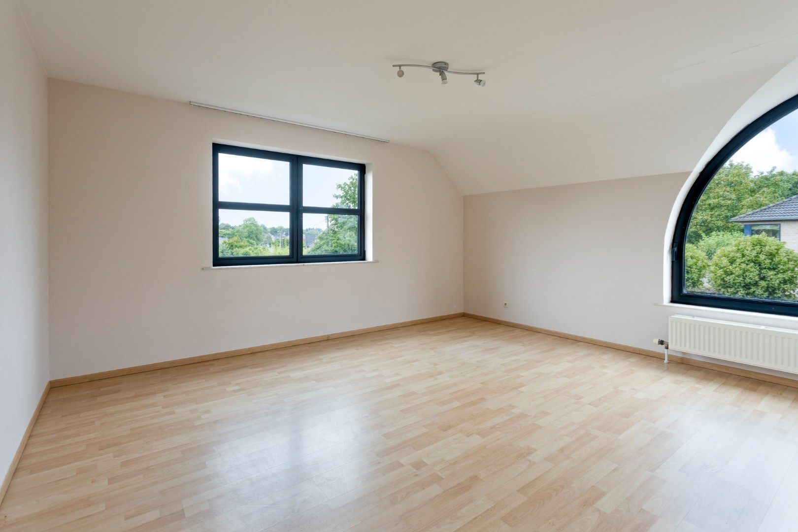 Open bebouwing met 3 slaapkamers, garage en tuin in Haasrode!  – EPC 241 kWh/m² – bewoonbare opp. 201m²  foto 13