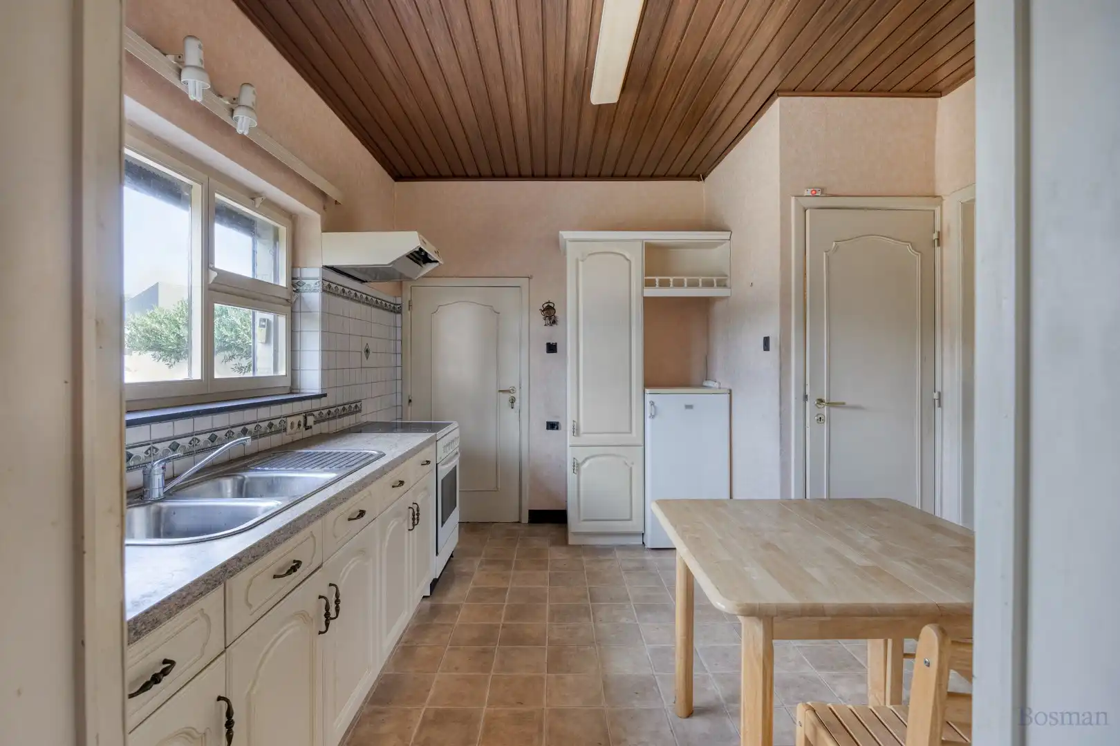 Te renoveren open bebouwing te koop in Hulst (Tessenderlo) foto 8