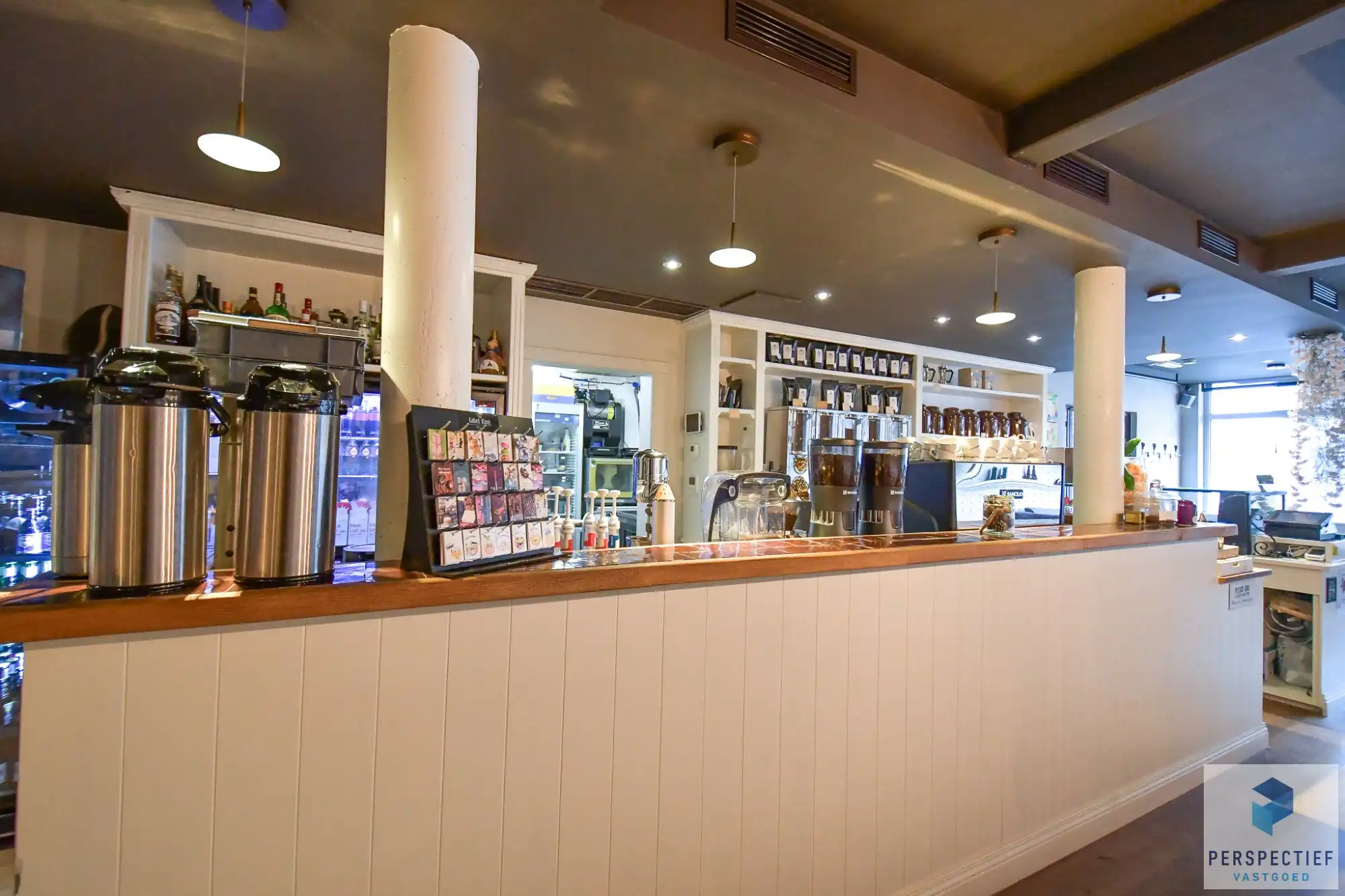 Recente handelsruimte ingericht als koffie/ontbijtzaak in het centrum van Oedelem foto 8