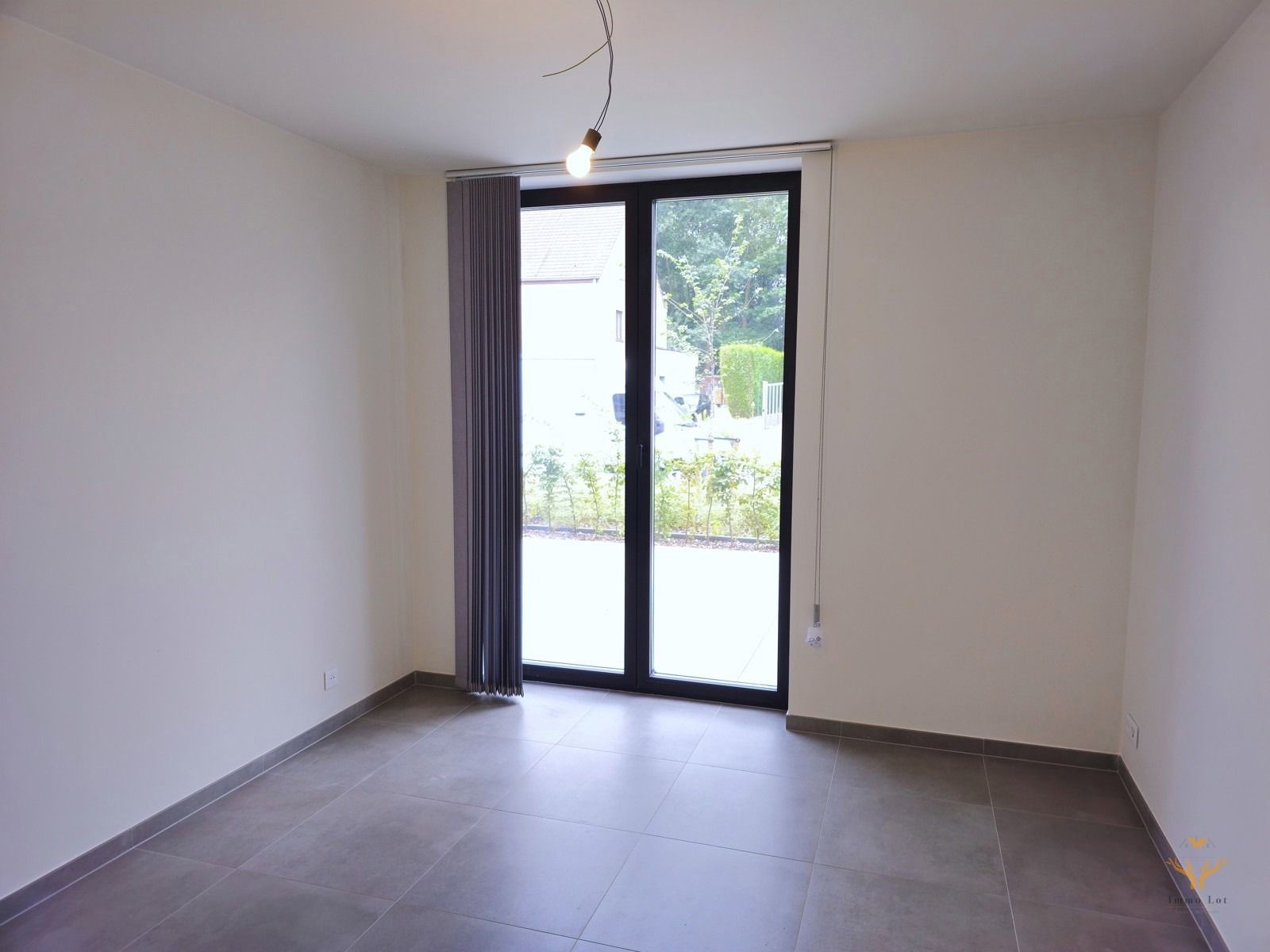 Lichtrijk 1-slaapkamerappartement met groot terras en ondergrondse garage foto 7