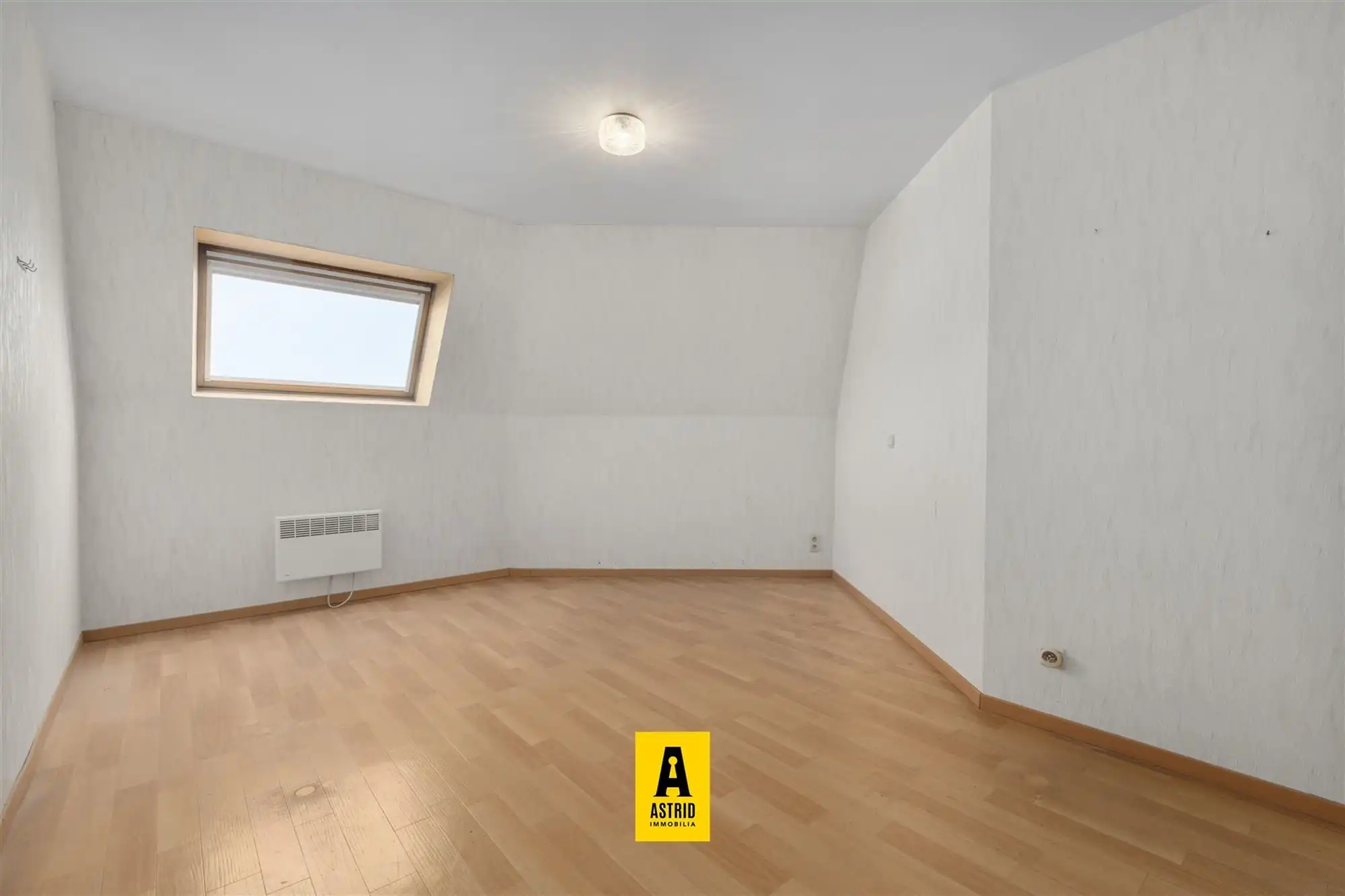 Ruim & zonnig 3-slpk-appartement met terras te Bredene! foto 11