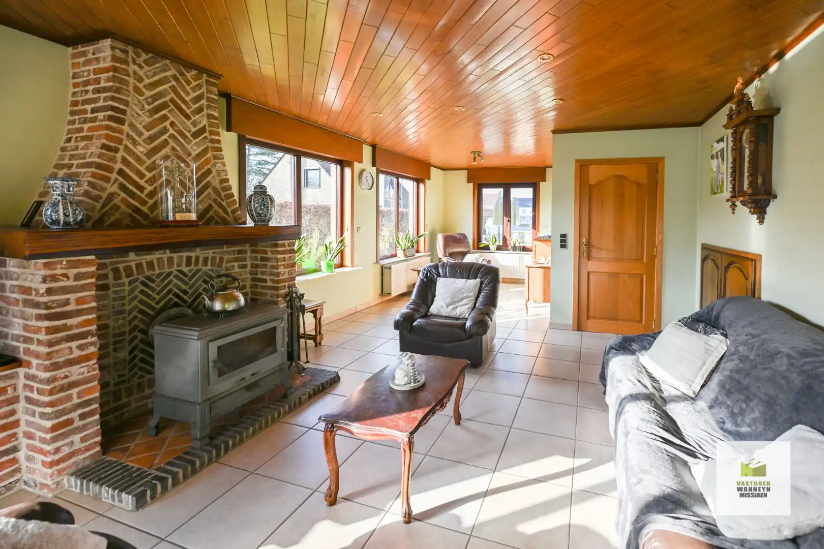 Zeer centraal en rustig gelegen ruime woning met 5 slaapkamers foto 3