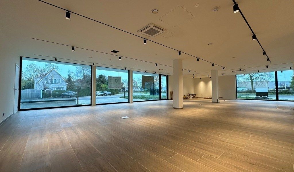 Stijlvolle nieuwbouw kantoren te huur in Lochristi foto 7