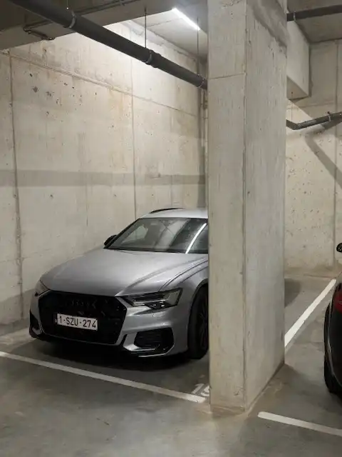 Ondergrondse parkeerplaats bij station Diest foto 2