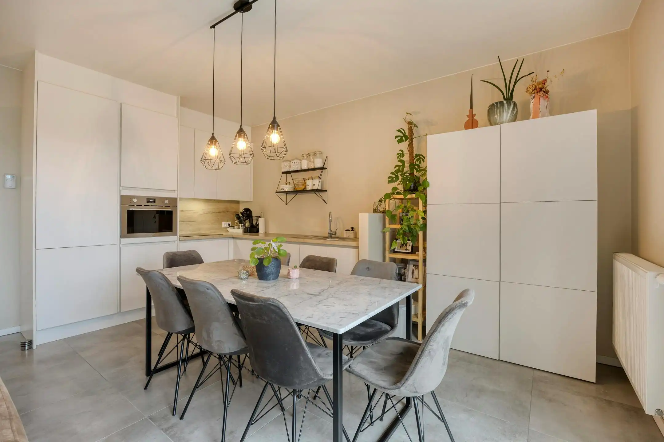 Instapklaar 1-slaapkamerappartement met terras en parking in Residentie Parkview te Vilvoorde foto 9