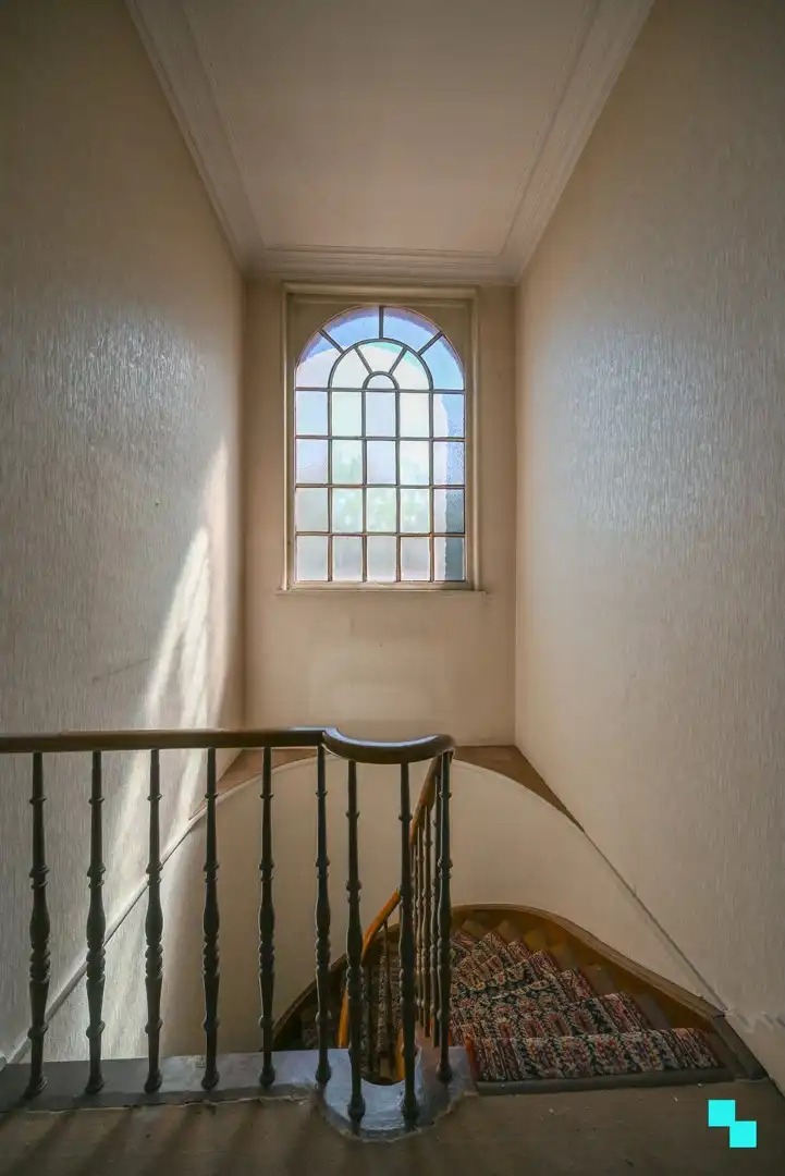 Karaktervolle voormalige pastorie met vier slaapkamers gelegen op een perceel van 1.605 m² foto 23