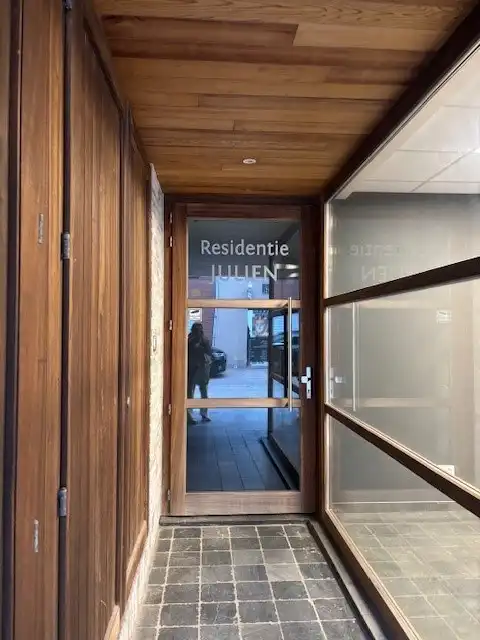 Handelsruimte in de commerciële straat van Bredene Duinen foto 11