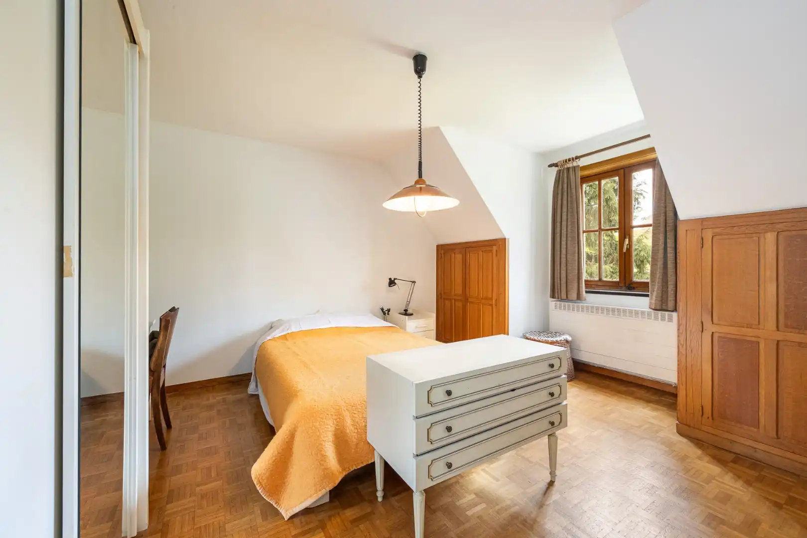 Villa met praktijkruimte en dubbele garage op riant perceel van 2.010 m² te Schoten foto 14