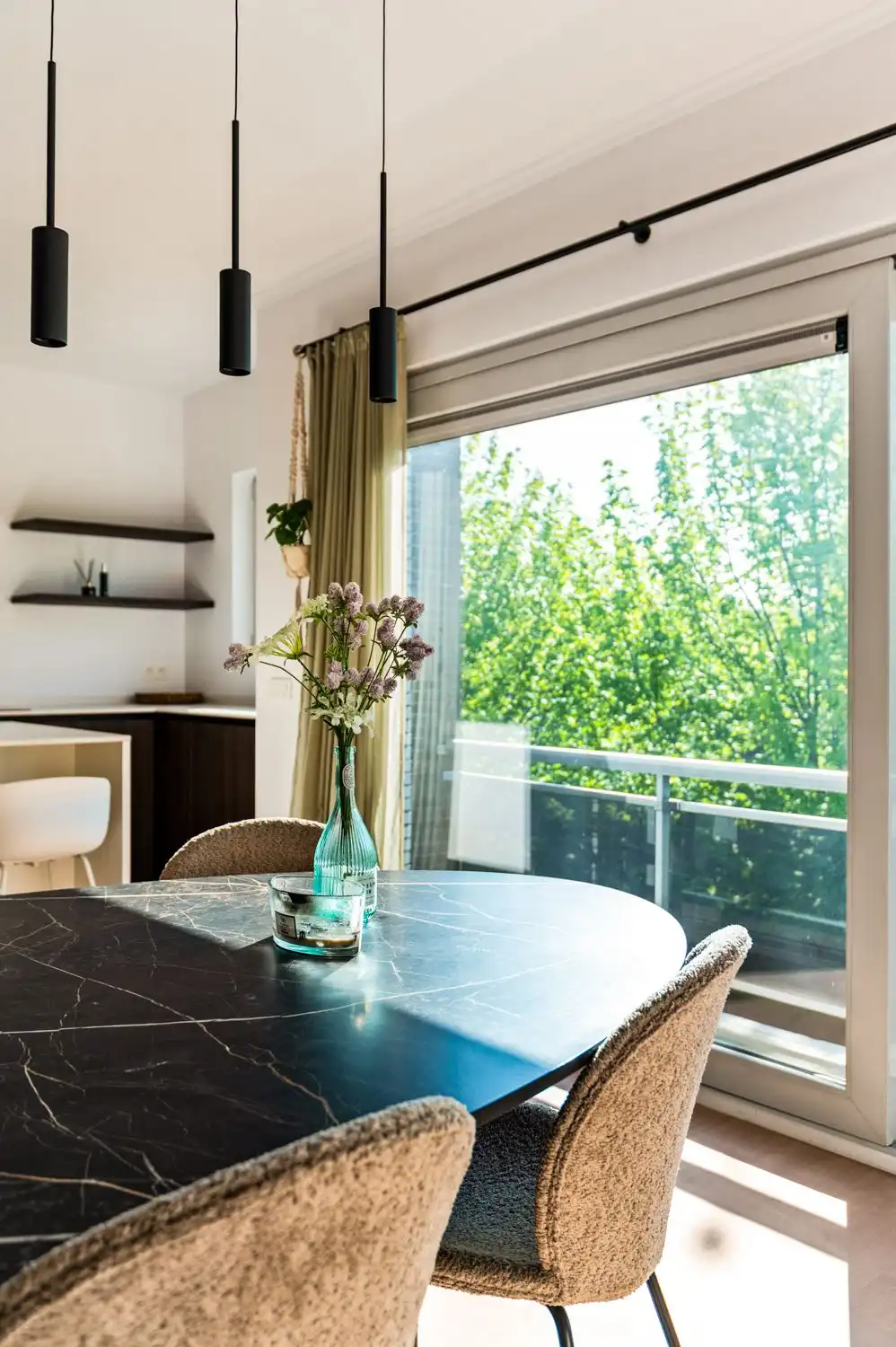 Prachtig ruim appartement nabij het centrum van Brasschaat. foto 9