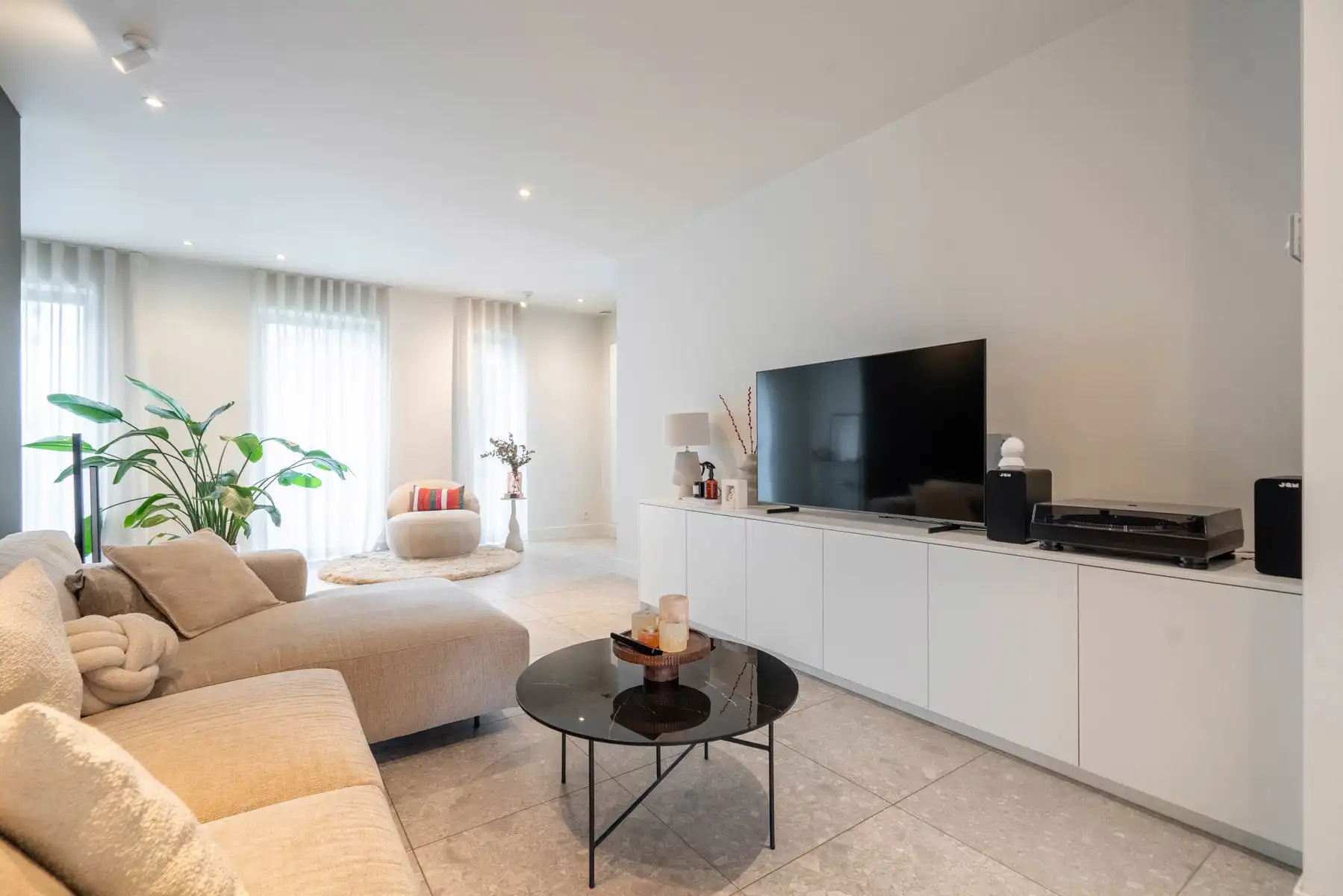 Recent duplex met 2 slpk en eigen inkom foto 14
