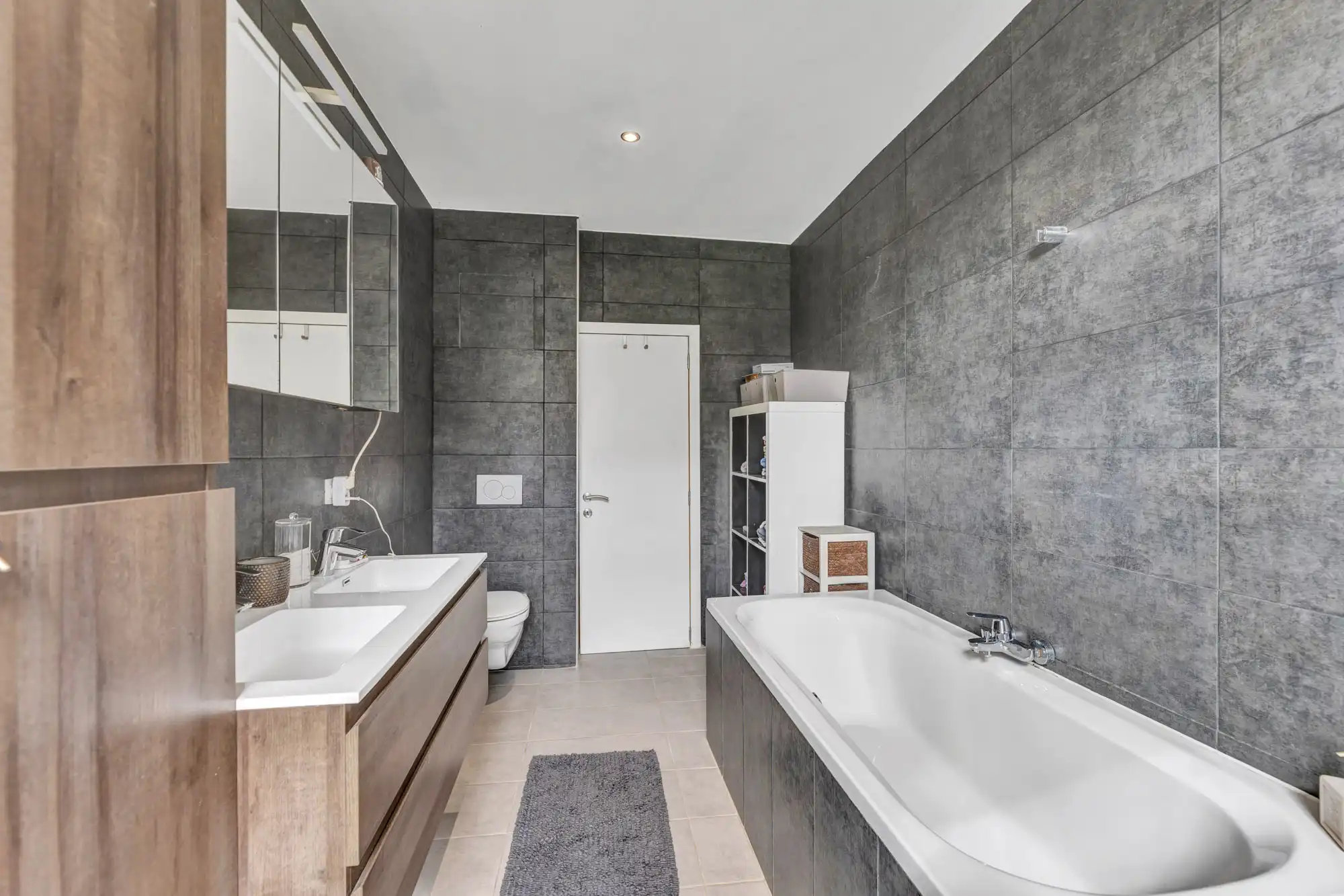 Gerenoveerde woning op 24a 12ca foto 14