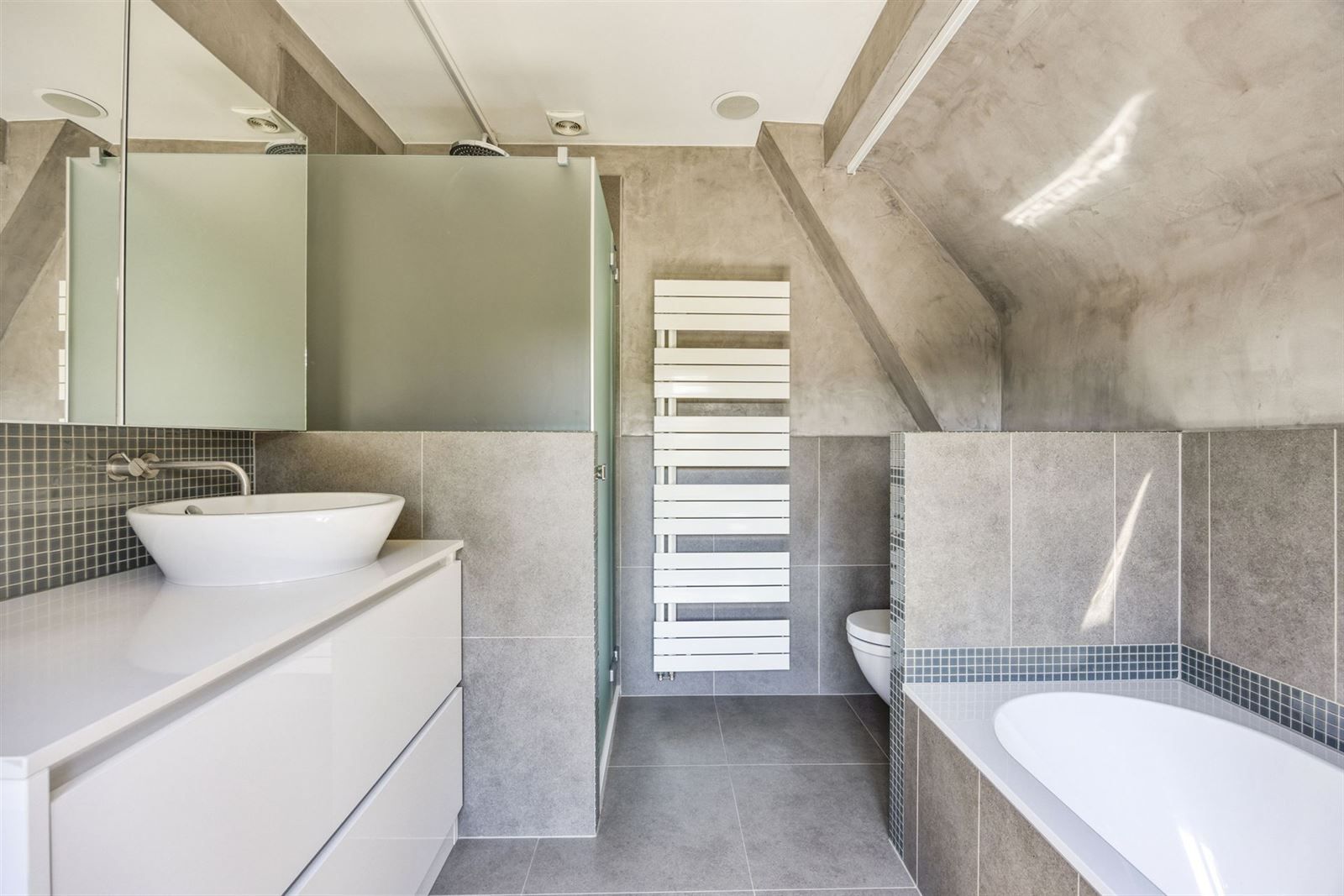 Exclusieve villa (5 slpks) met praktijk mogelijkheden in Sint-Genesius-Rode foto 21