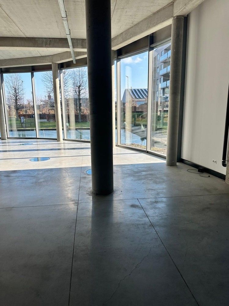 799m² Kantoren/showroom foto 9