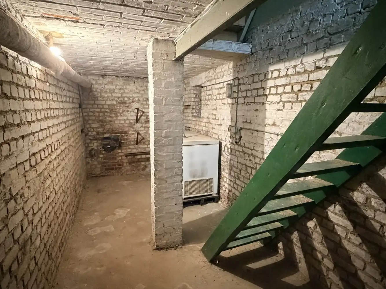 Charmante te renoveren woning op een perceel van ca. 15 are met zuidgerichte tuin foto 19