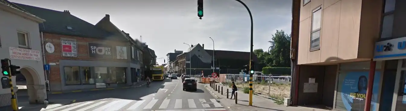 TOP GELEGEN HANDELSGELIJKVLOERS foto 7