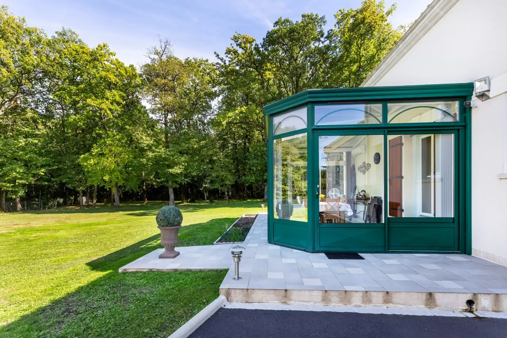 Unieke woning met karakter en een grote garage op uiterst rustige ligging in Mouthiers-sur-Boëme foto 16