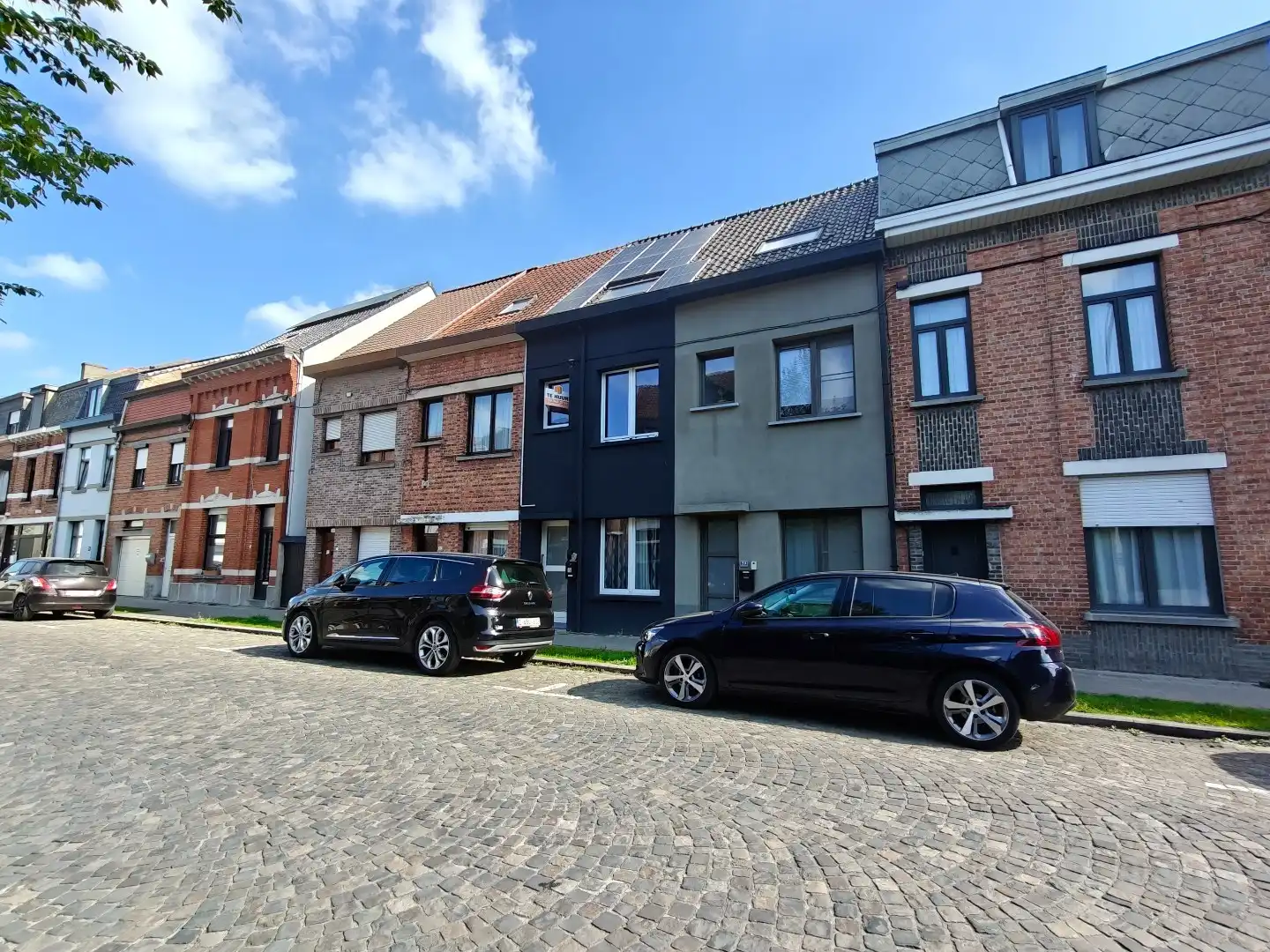 Woning met tuin en zonnepanelen te Lokeren foto 12