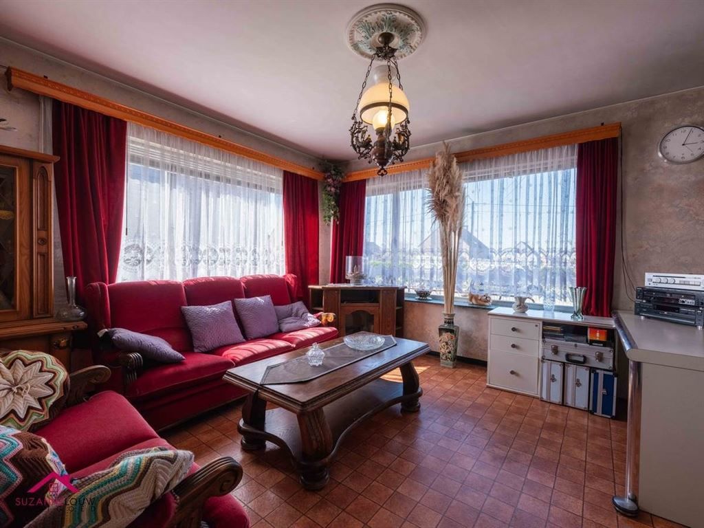 Vrijstaande woning, te renoveren naar eigen smaak en wensen foto 16
