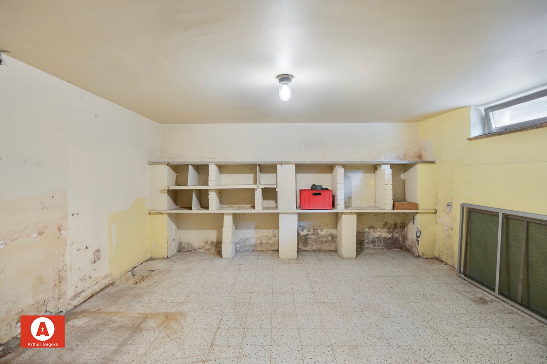 Te renoveren bungalow op rustige locatie foto 25