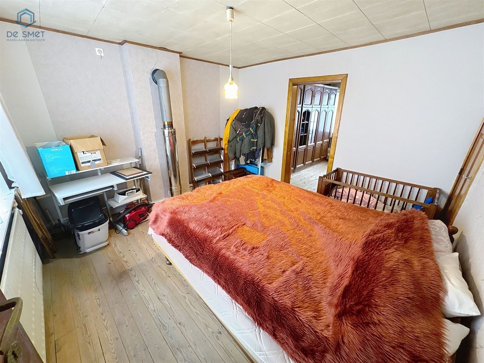 Rustige woning met handelsruimte/loods, 2 slaapkamers en dubbele garage in Beert foto 11