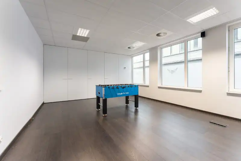 Instapklare kantoorruimte te koop op Westwing Park foto 14