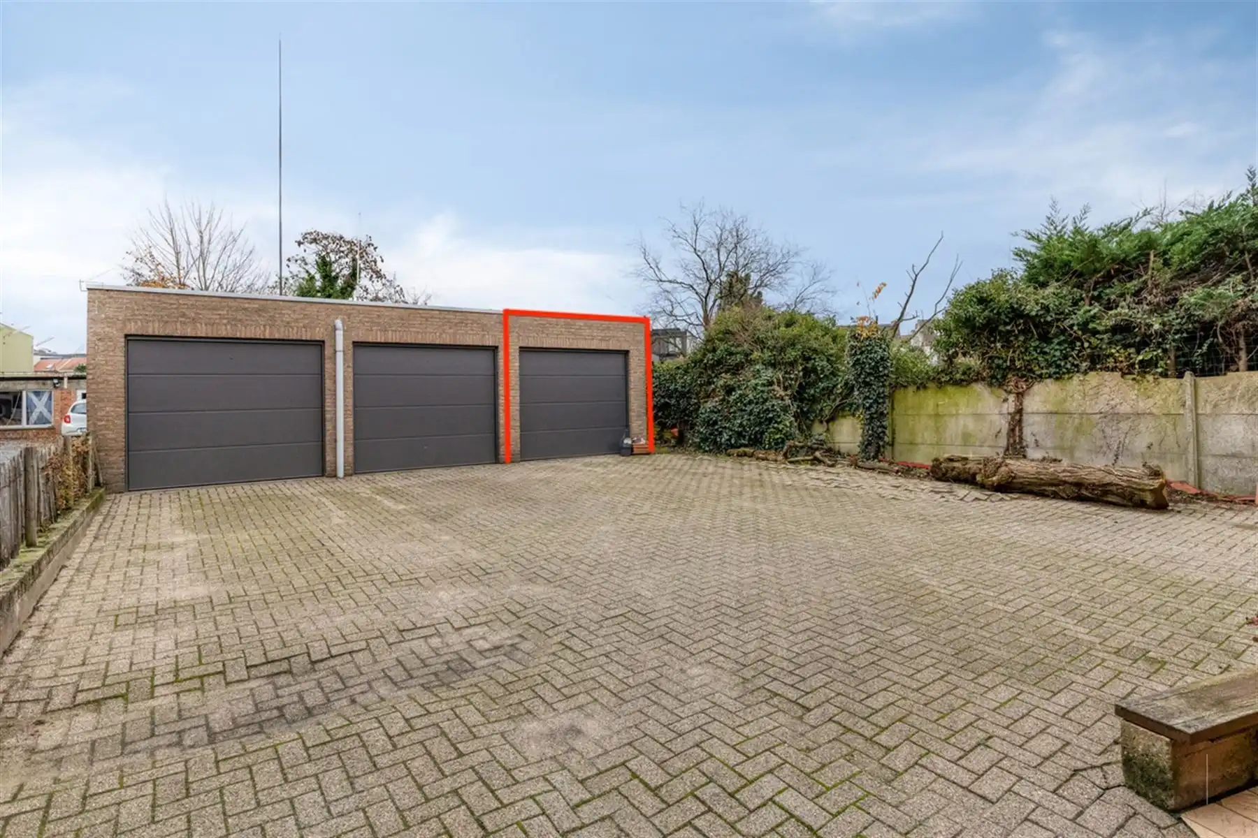 Appartement met 2 slaapkamers, terras en garage foto 4