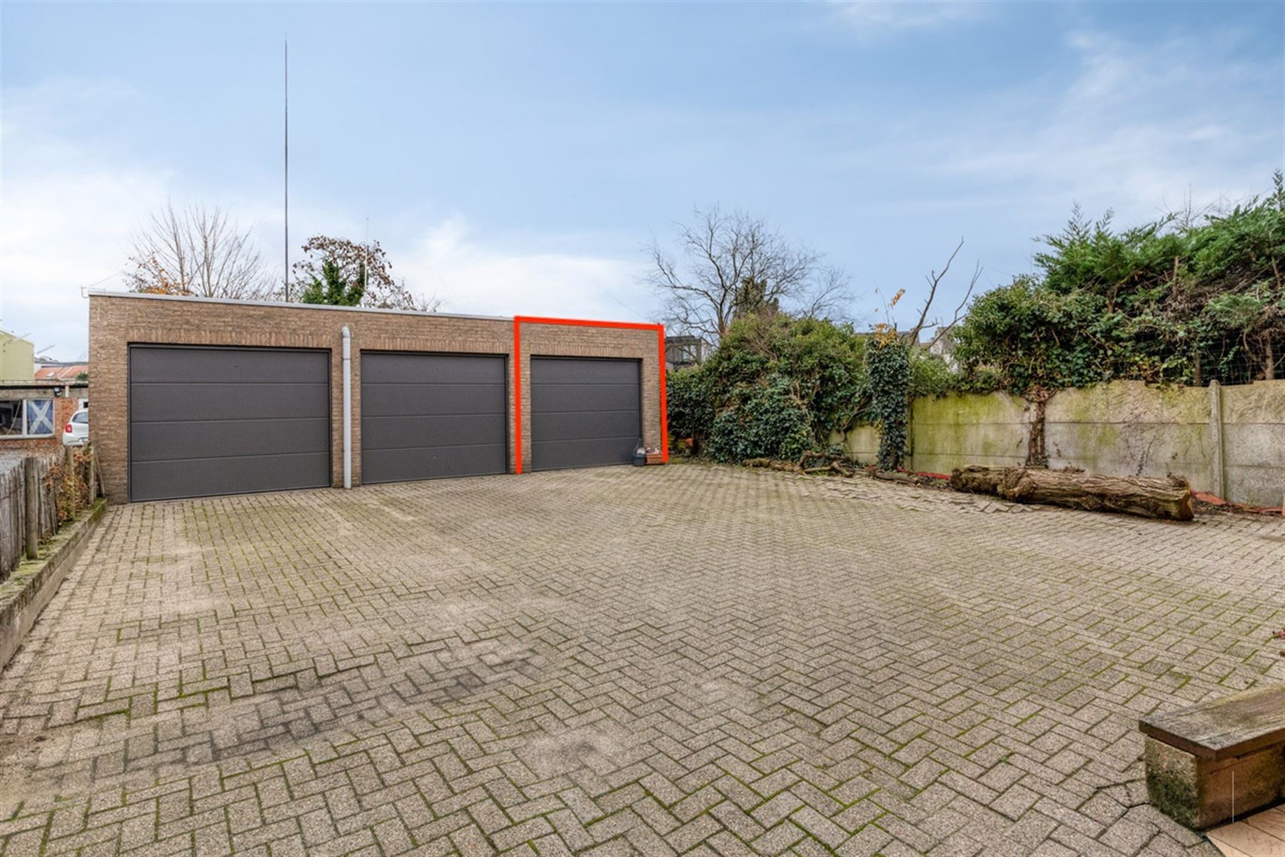 Appartement met 2 slaapkamers, terras en garage foto 4