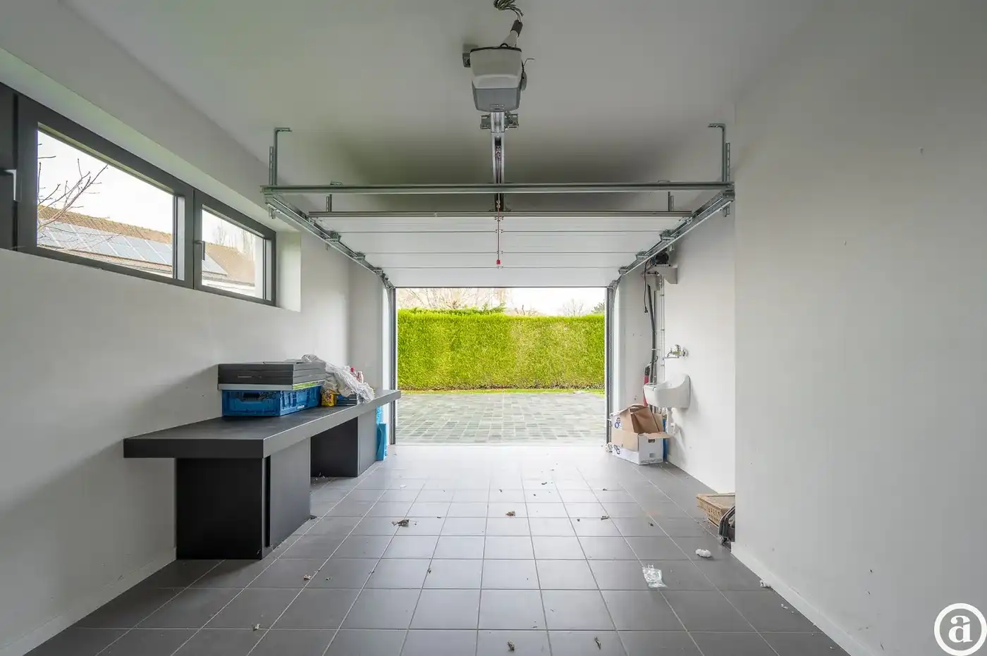 Alleenstaande moderne villa gelegen in een rustige residentiële omgeving te Knokke.  foto 22